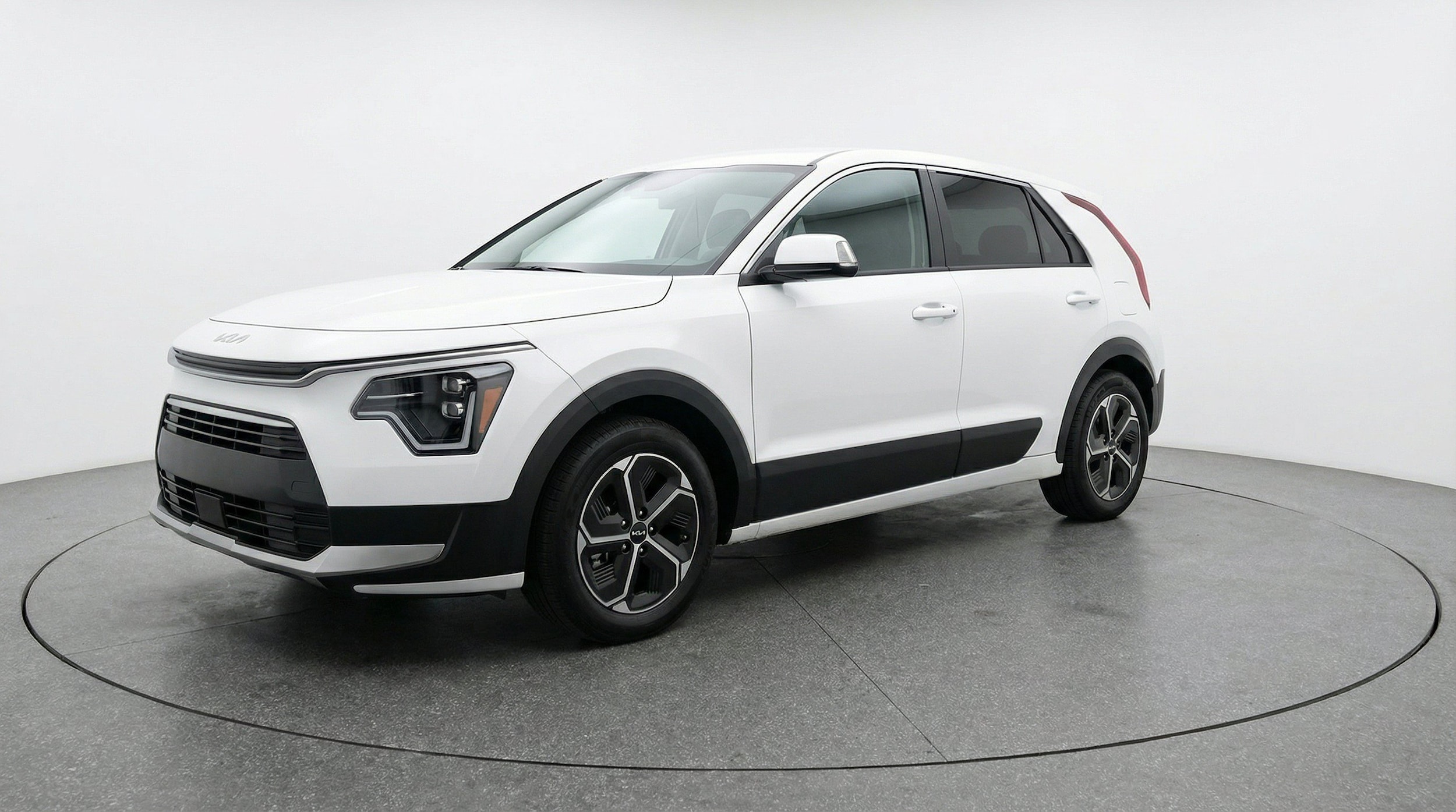 Thumbnail: 2026 Kia Niro - 3