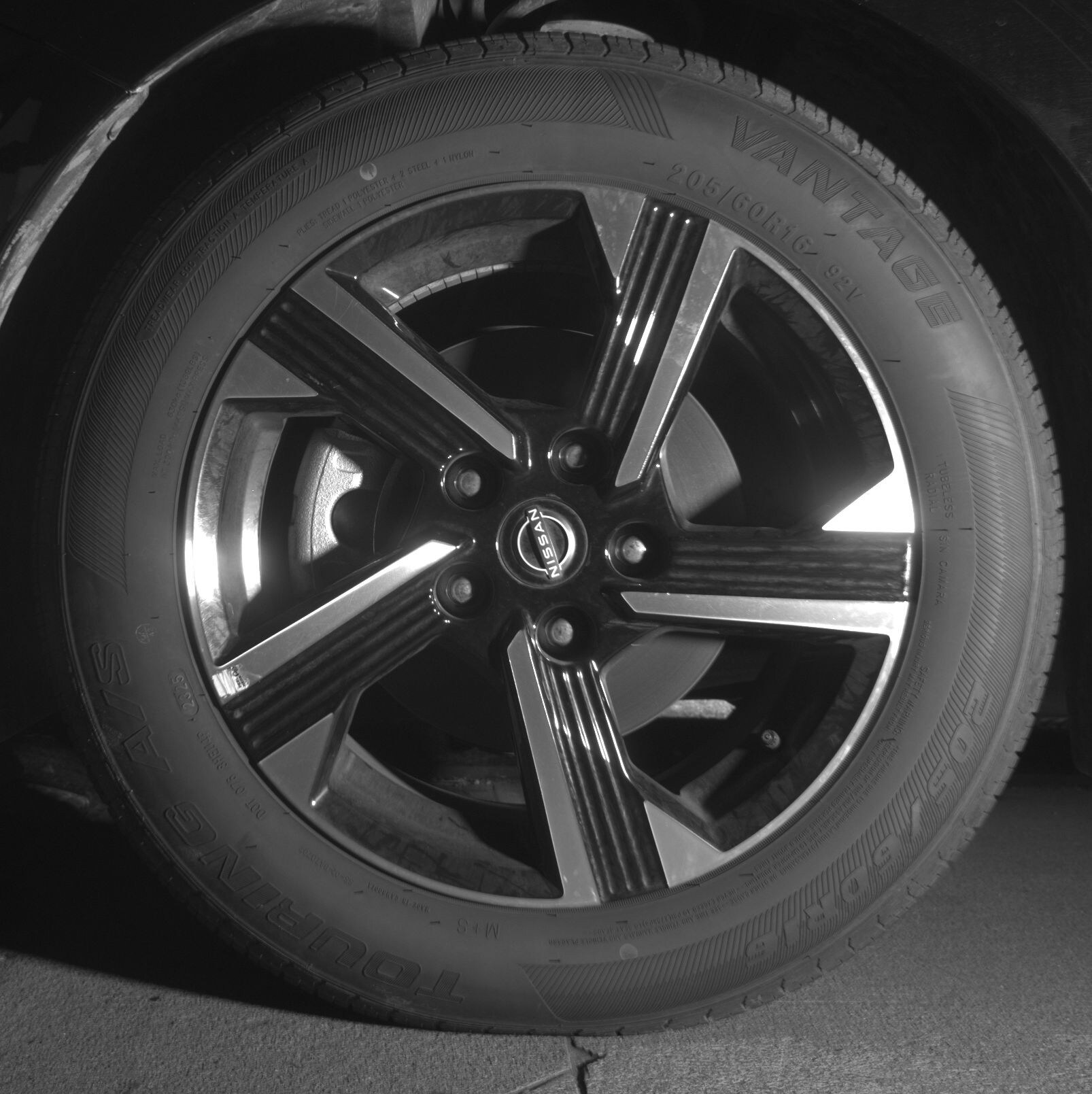 Thumbnail: 2025 Nissan Sentra - 9