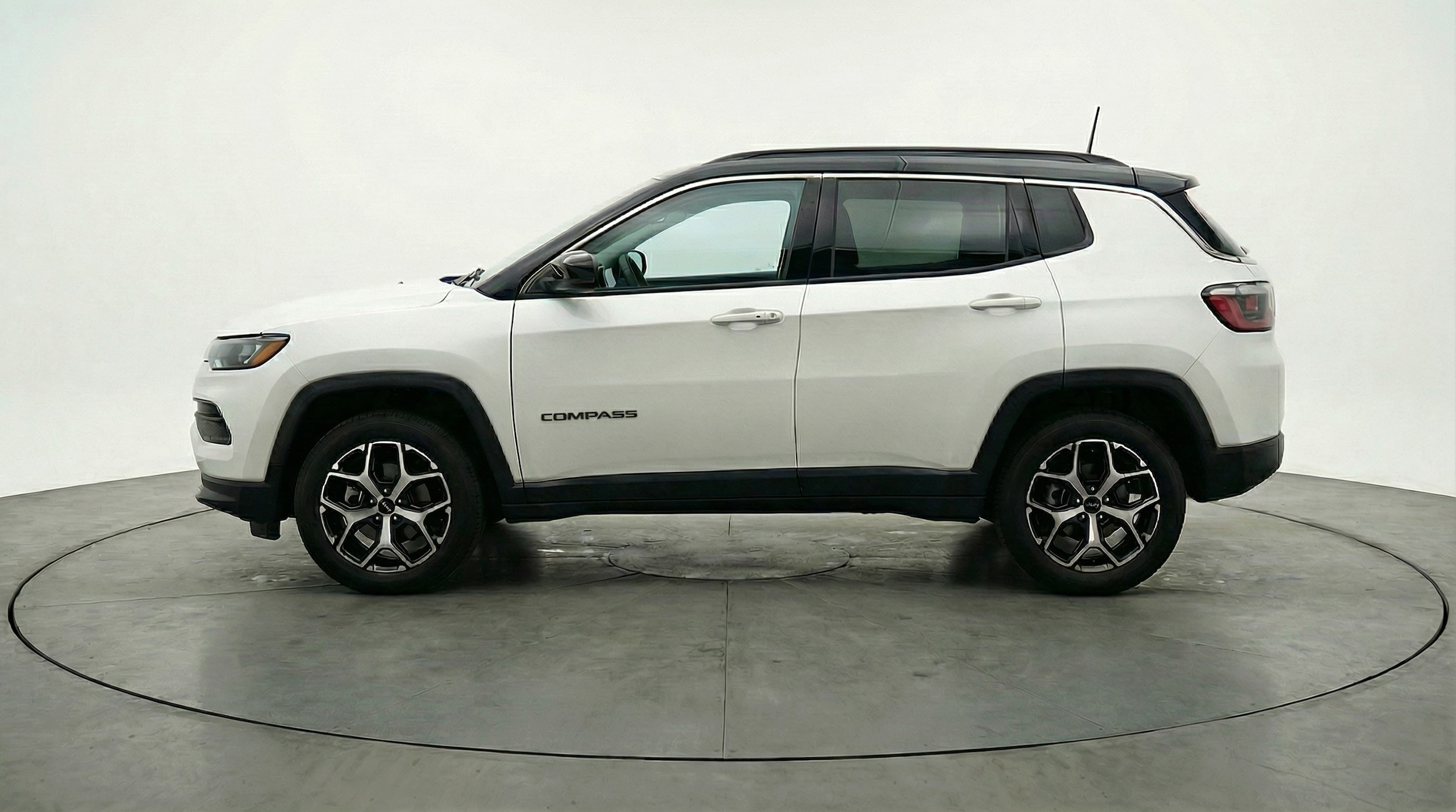 Thumbnail: 2025 Jeep Compass - 4