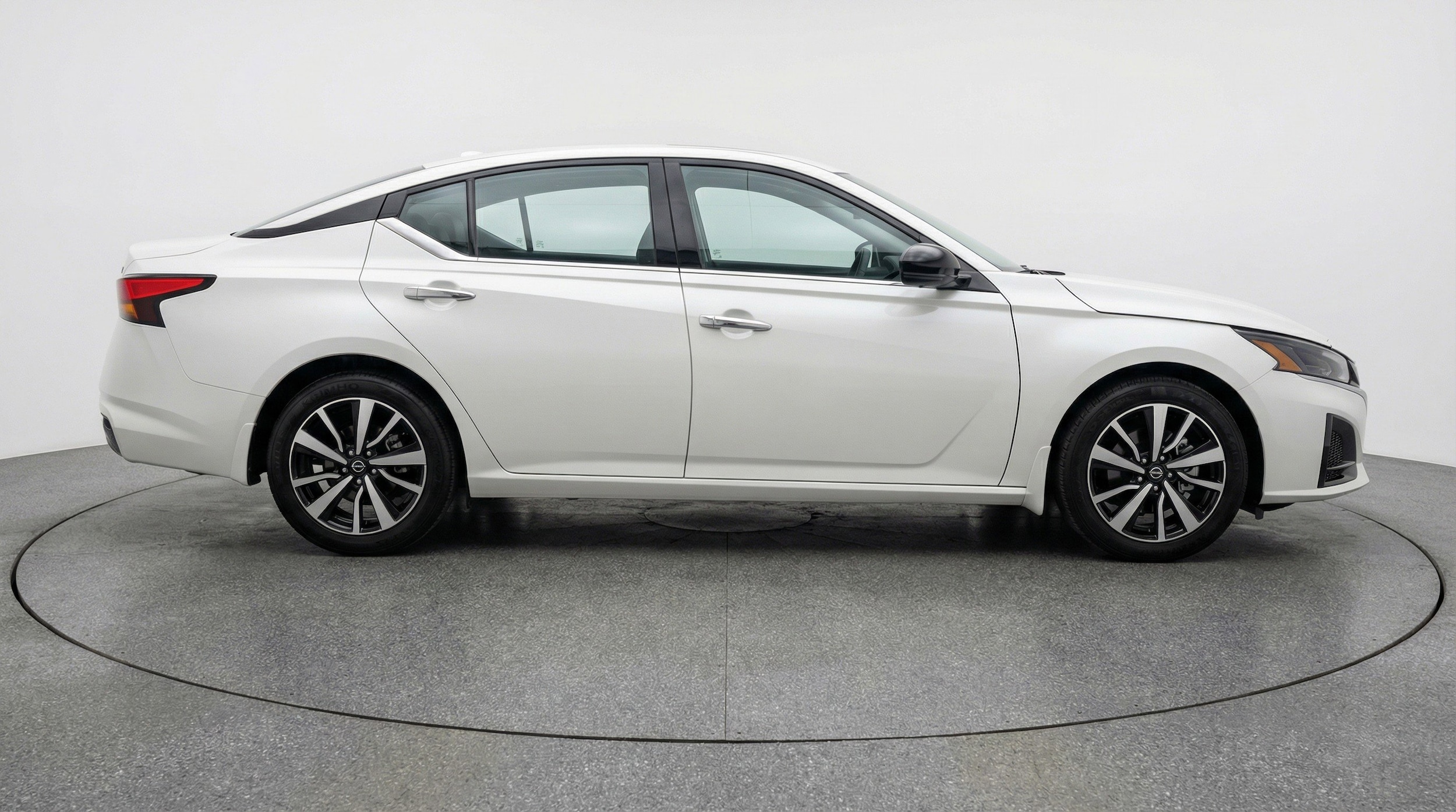 Thumbnail: 2025 Nissan Altima - 11