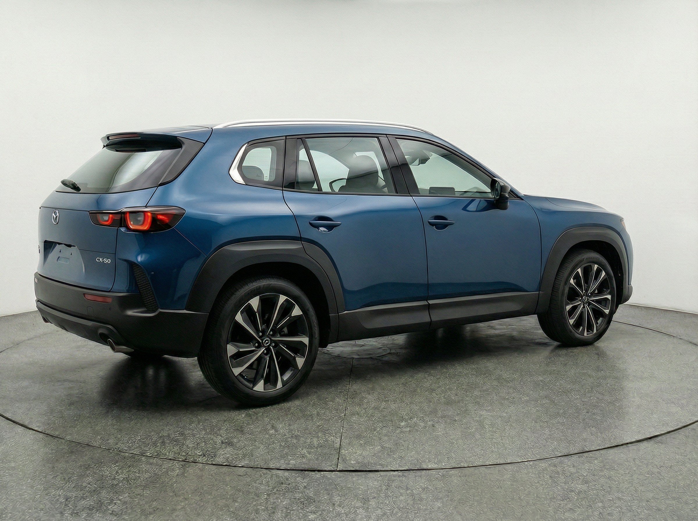 Thumbnail: 2025 Mazda CX-50 - 9