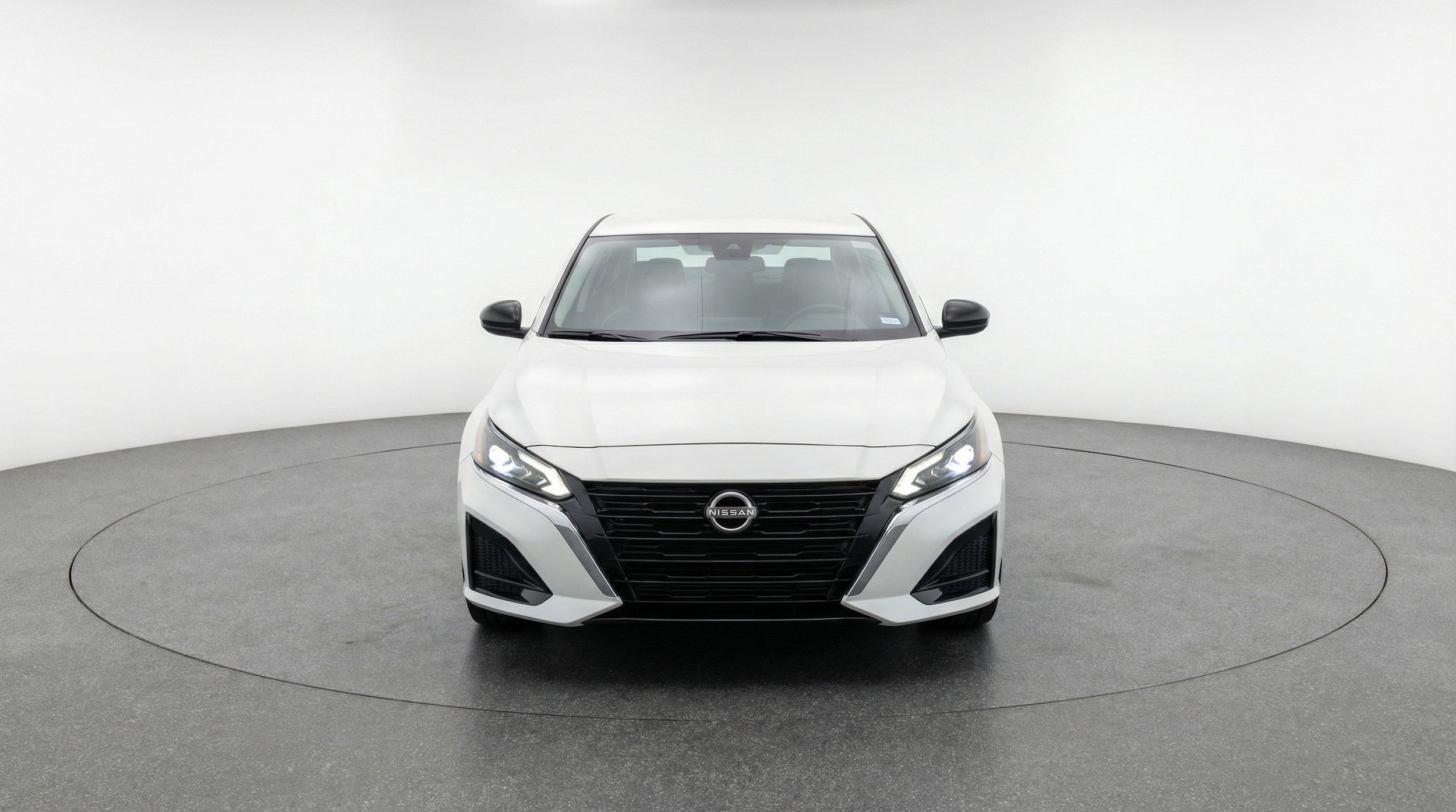 Thumbnail: 2025 Nissan Altima - 2