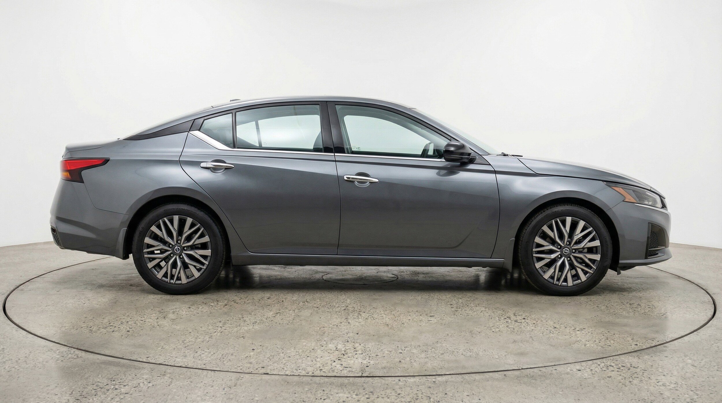 Thumbnail: 2025 Nissan Altima - 11