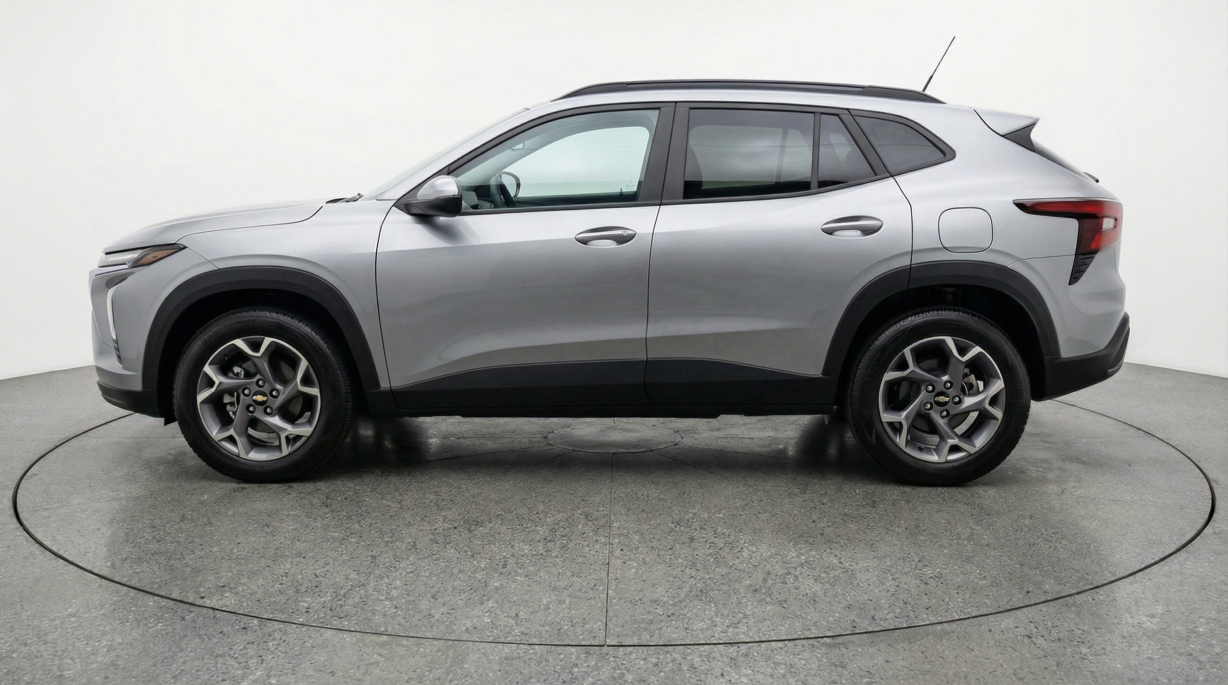 Thumbnail: 2025 Chevrolet Trax - 4