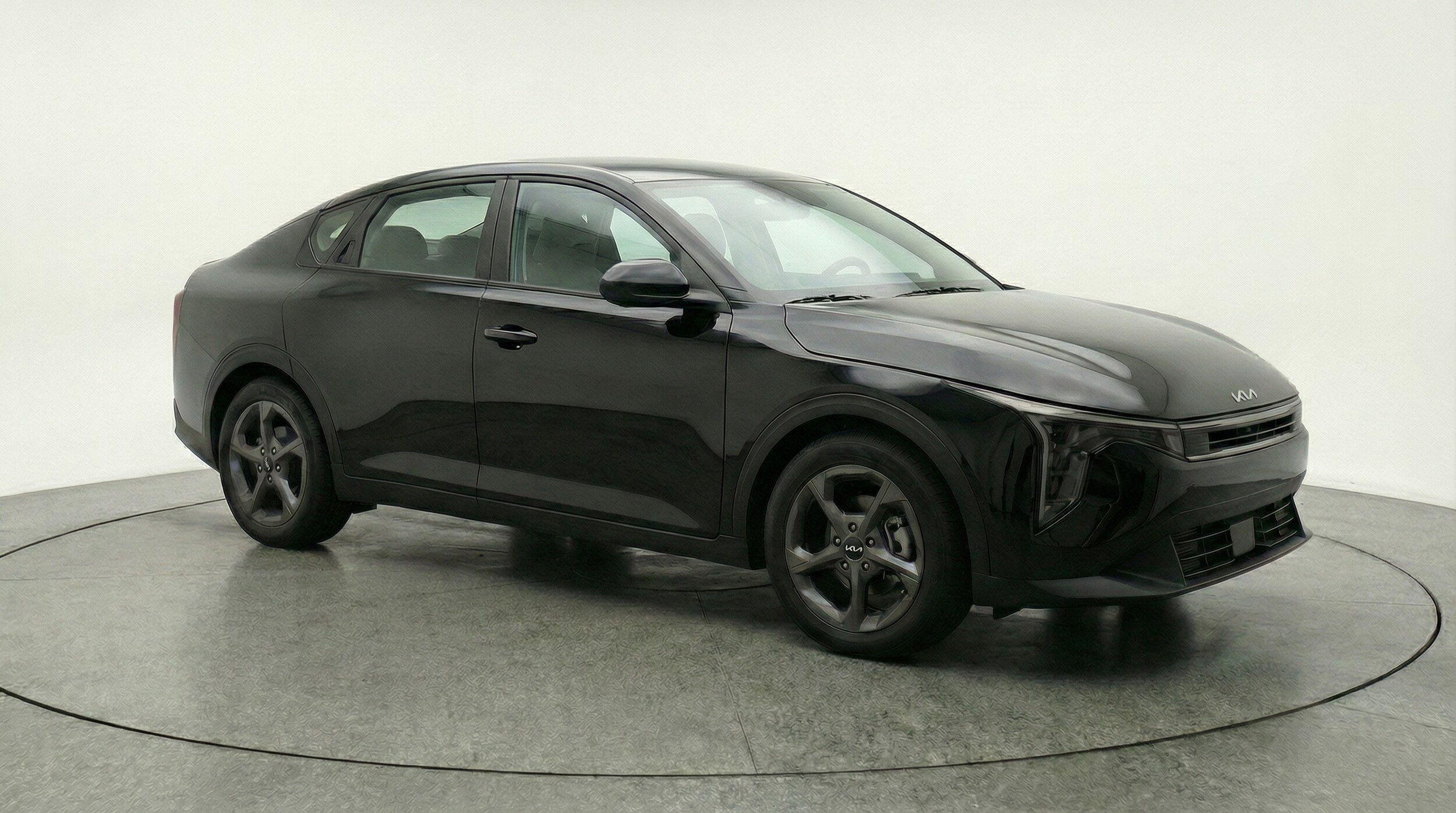 Thumbnail: 2025 Kia K4 - 1