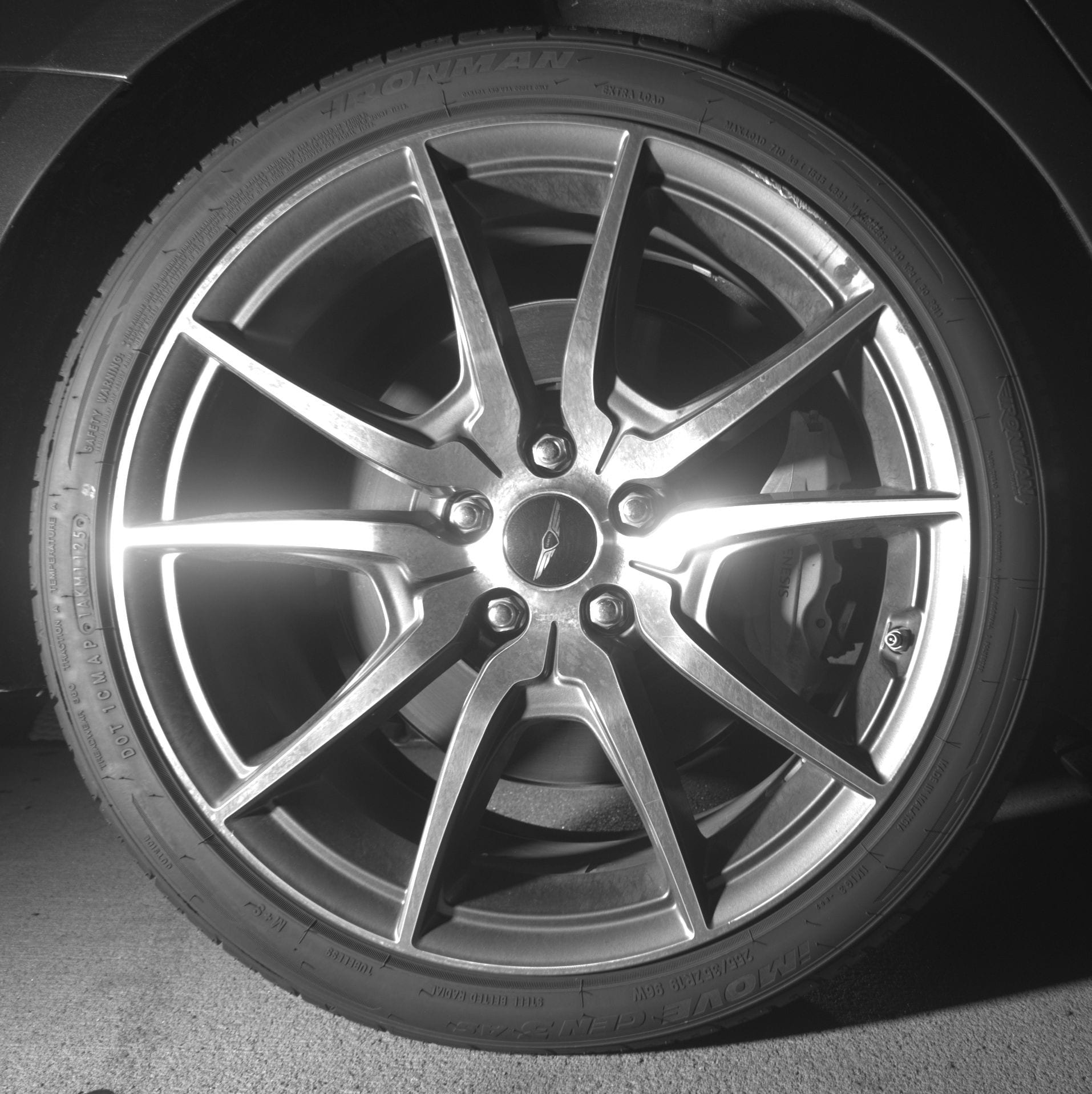 Thumbnail: 2025 Genesis G70 - 12