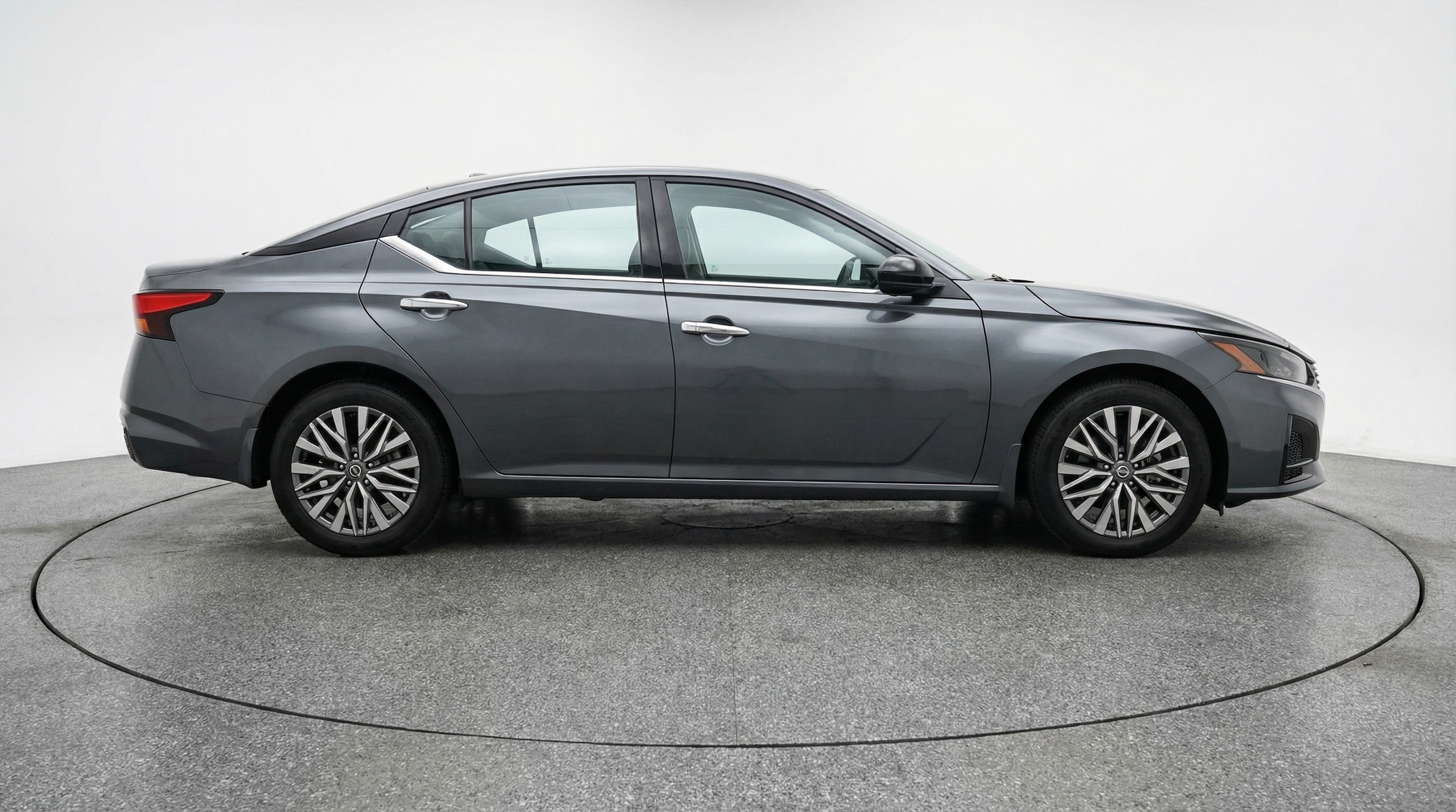 Thumbnail: 2025 Nissan Altima - 8