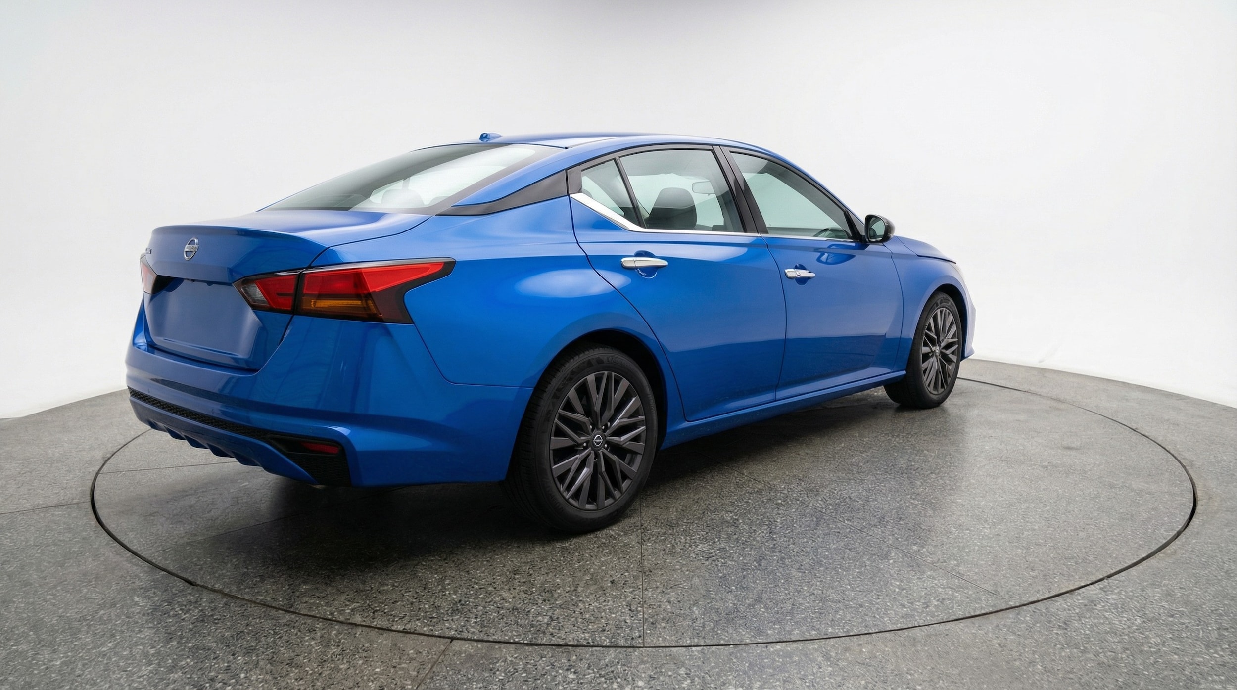 Thumbnail: 2025 Nissan Altima - 7