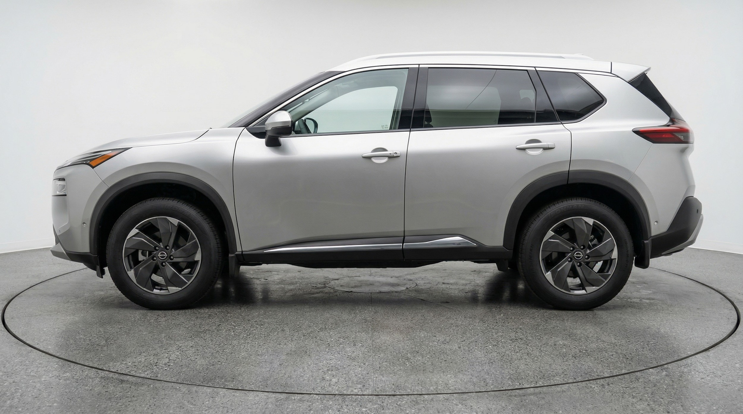 Thumbnail: 2025 Nissan Rogue - 4