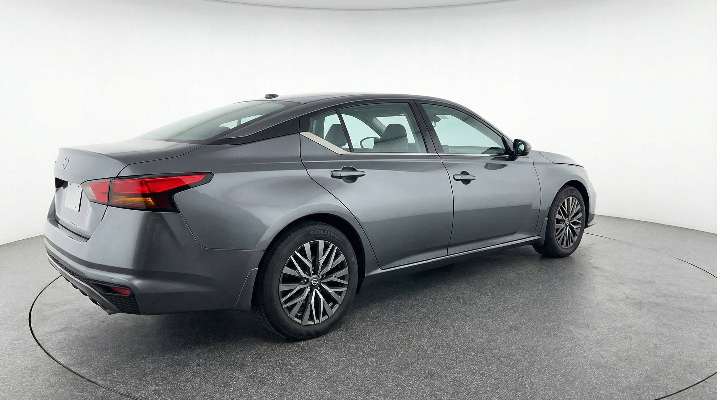 Thumbnail: 2025 Nissan Altima - 9