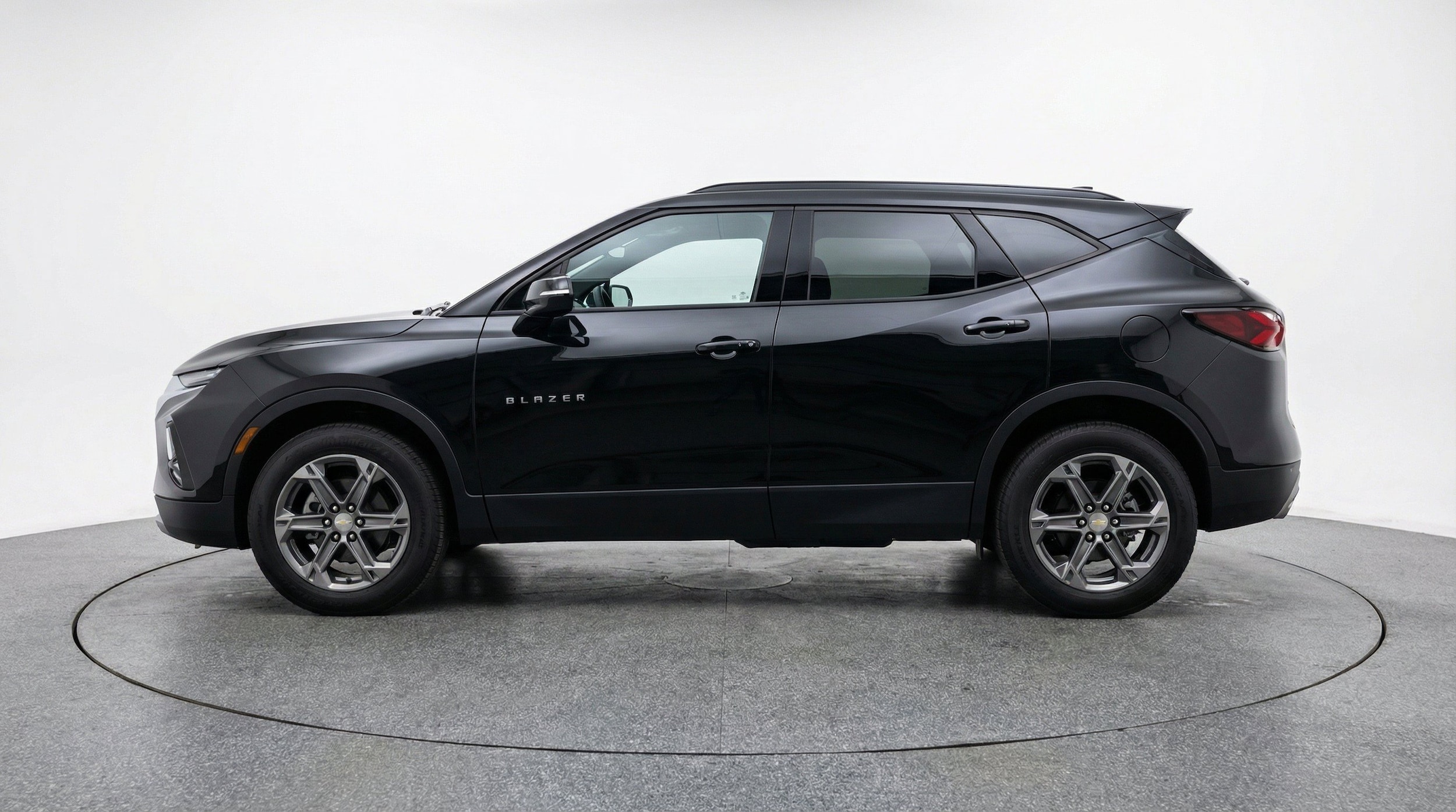 Thumbnail: 2025 Chevrolet Blazer - 5