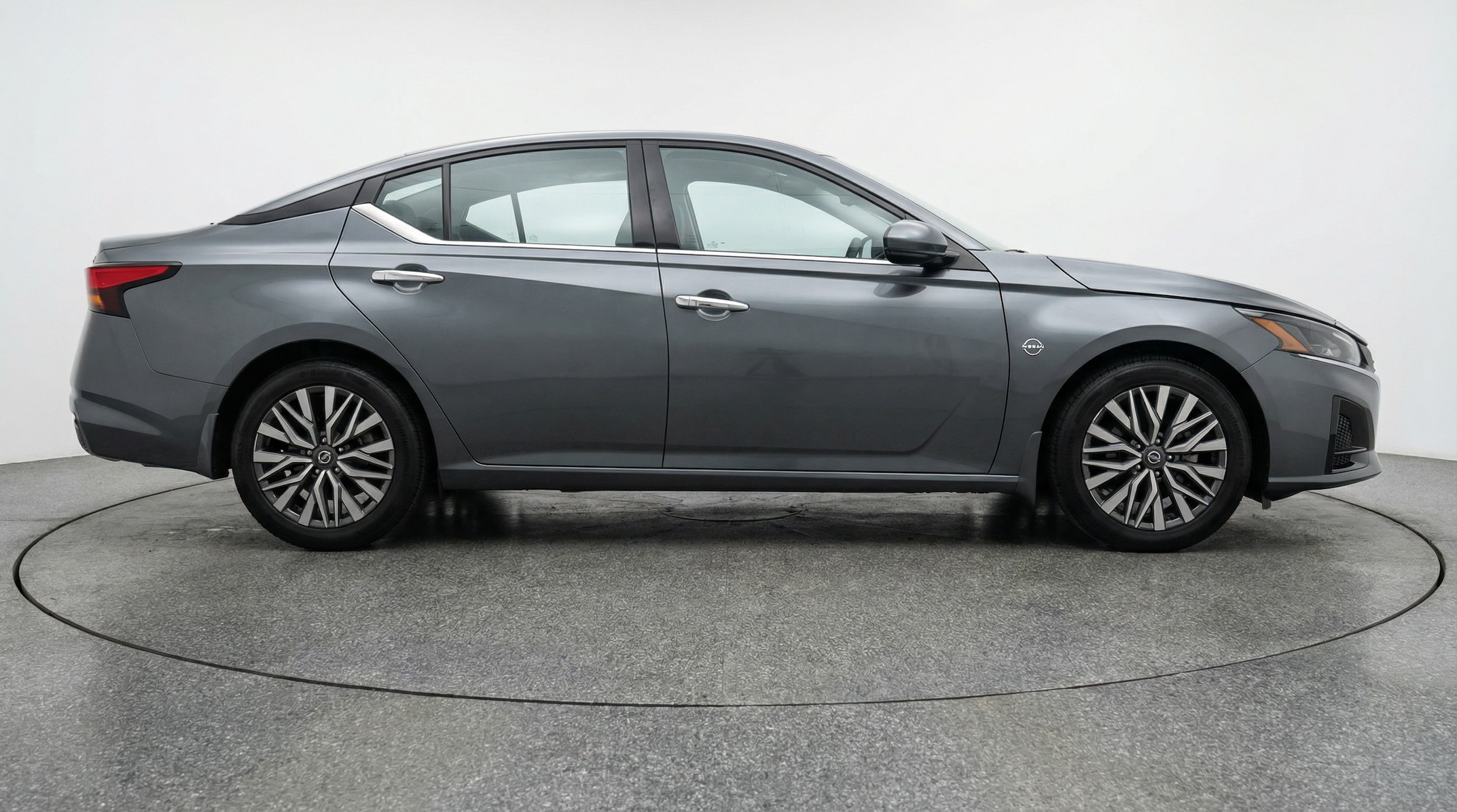 Thumbnail: 2025 Nissan Altima - 8