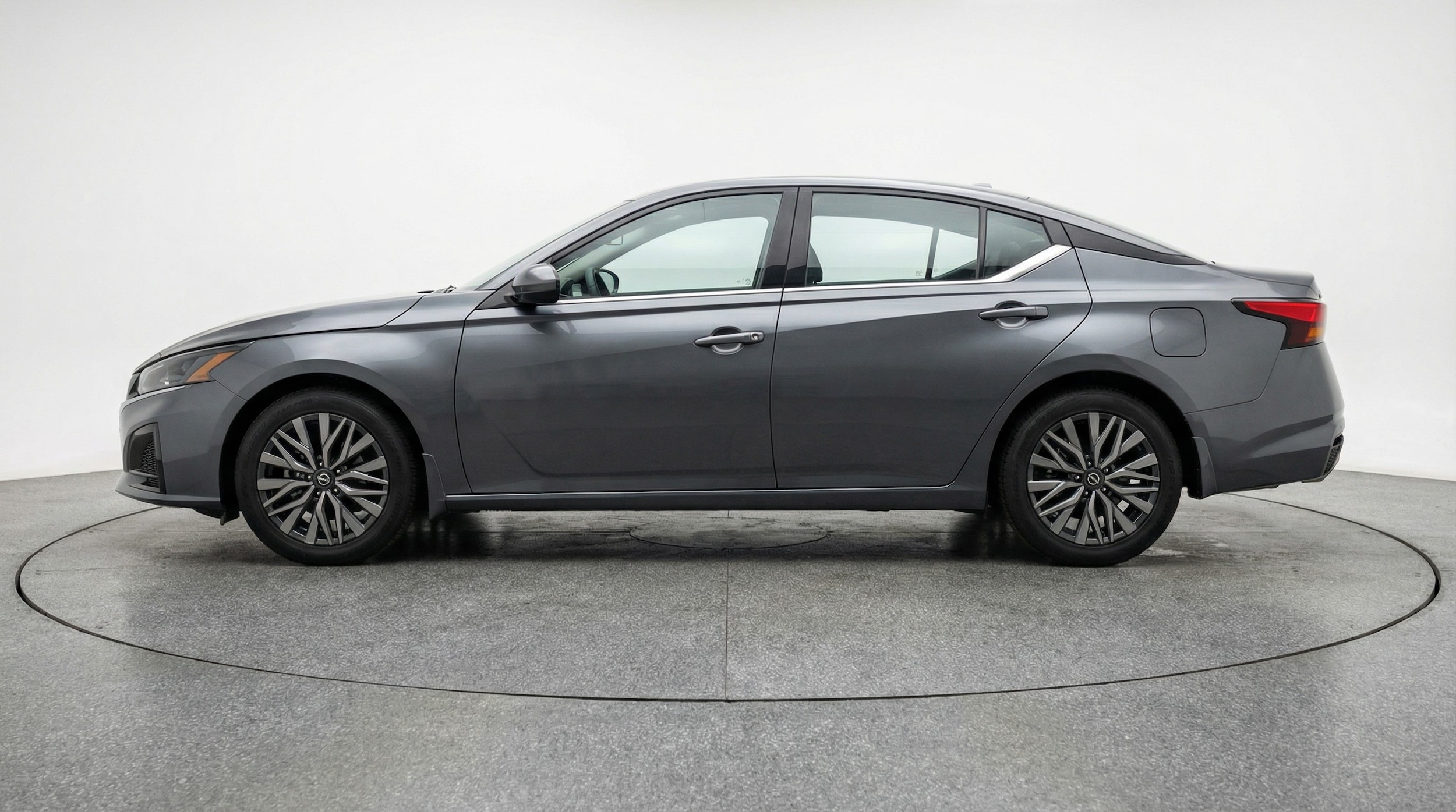 Thumbnail: 2025 Nissan Altima - 4