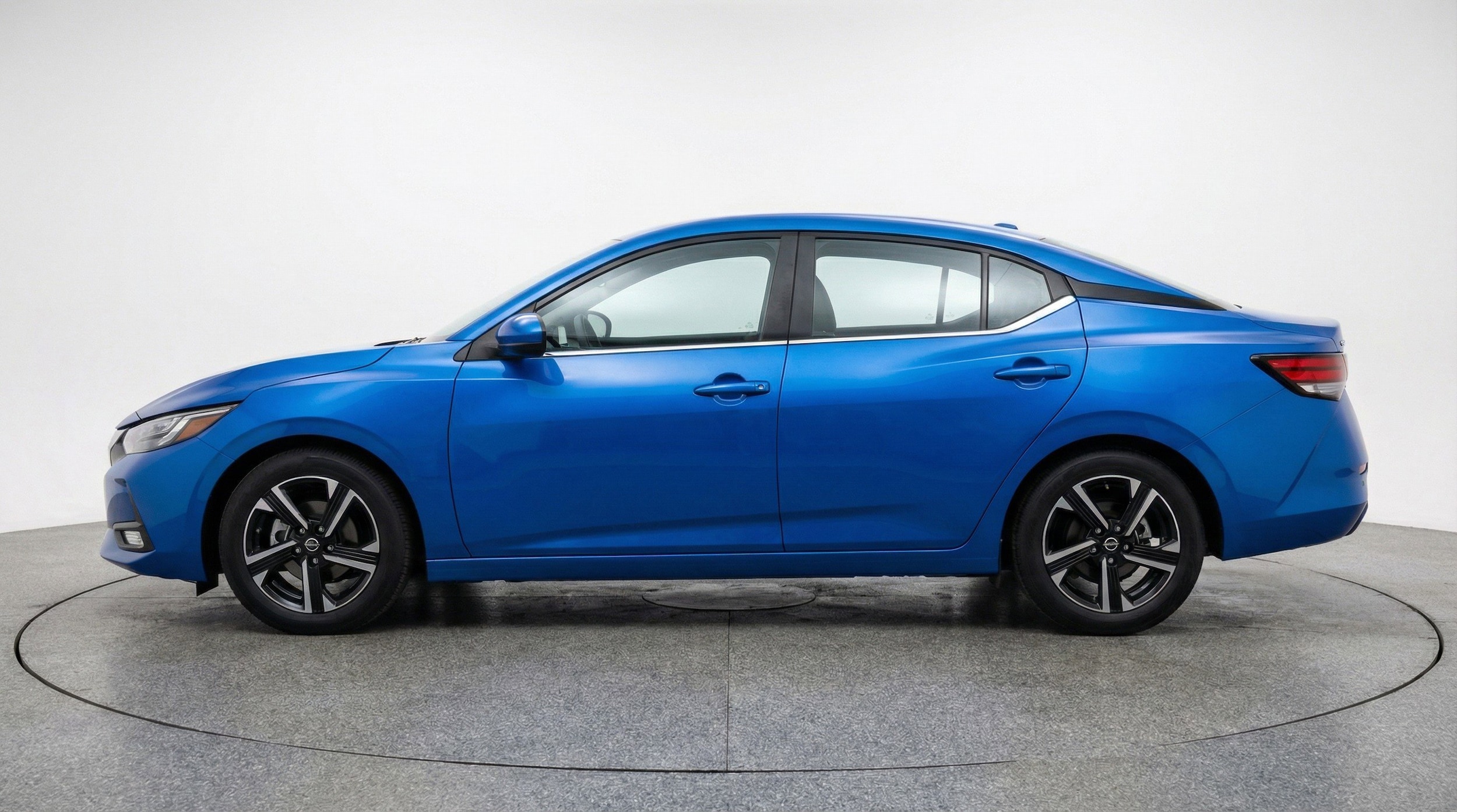 Thumbnail: 2025 Nissan Sentra - 5