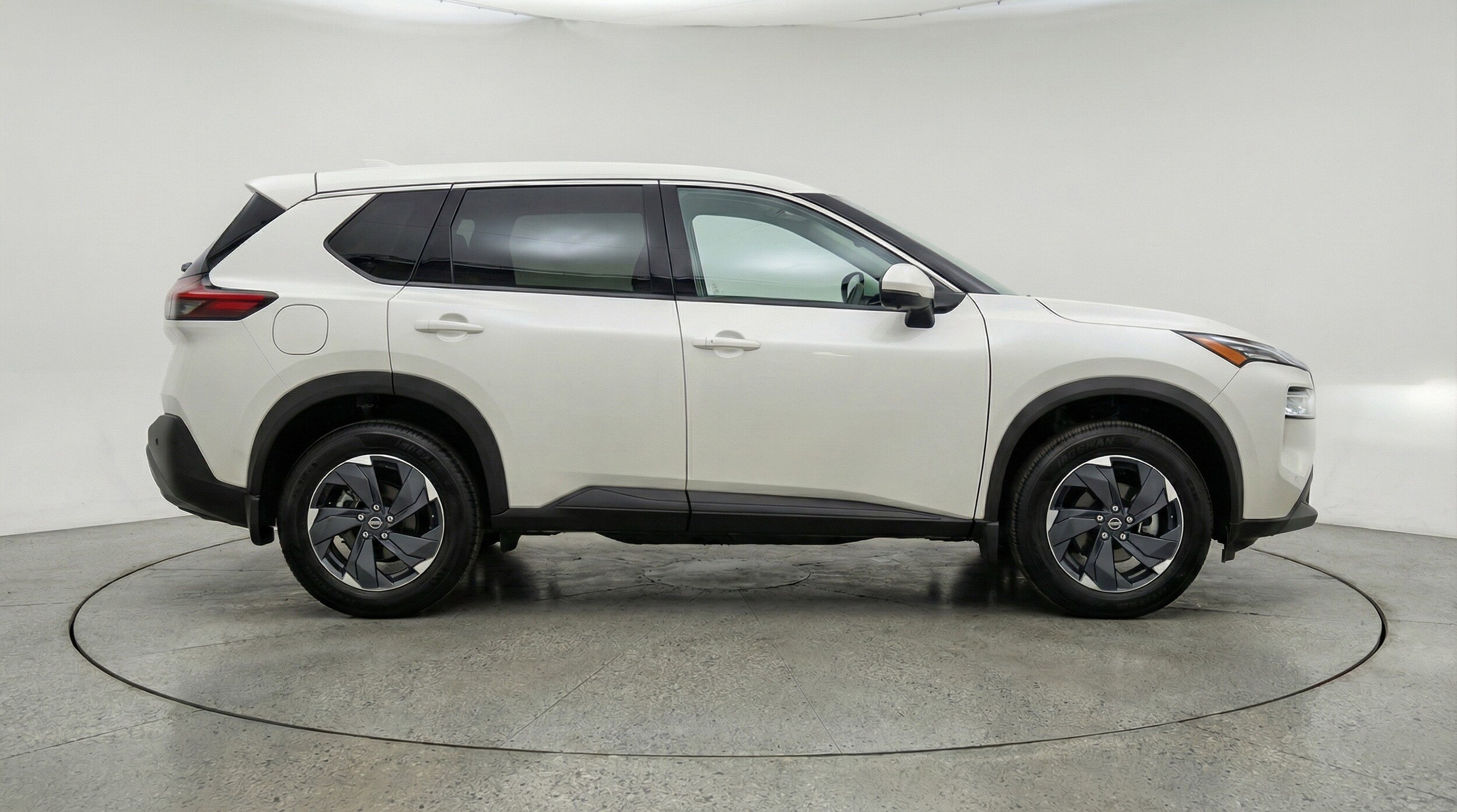 Thumbnail: 2025 Nissan Rogue - 11