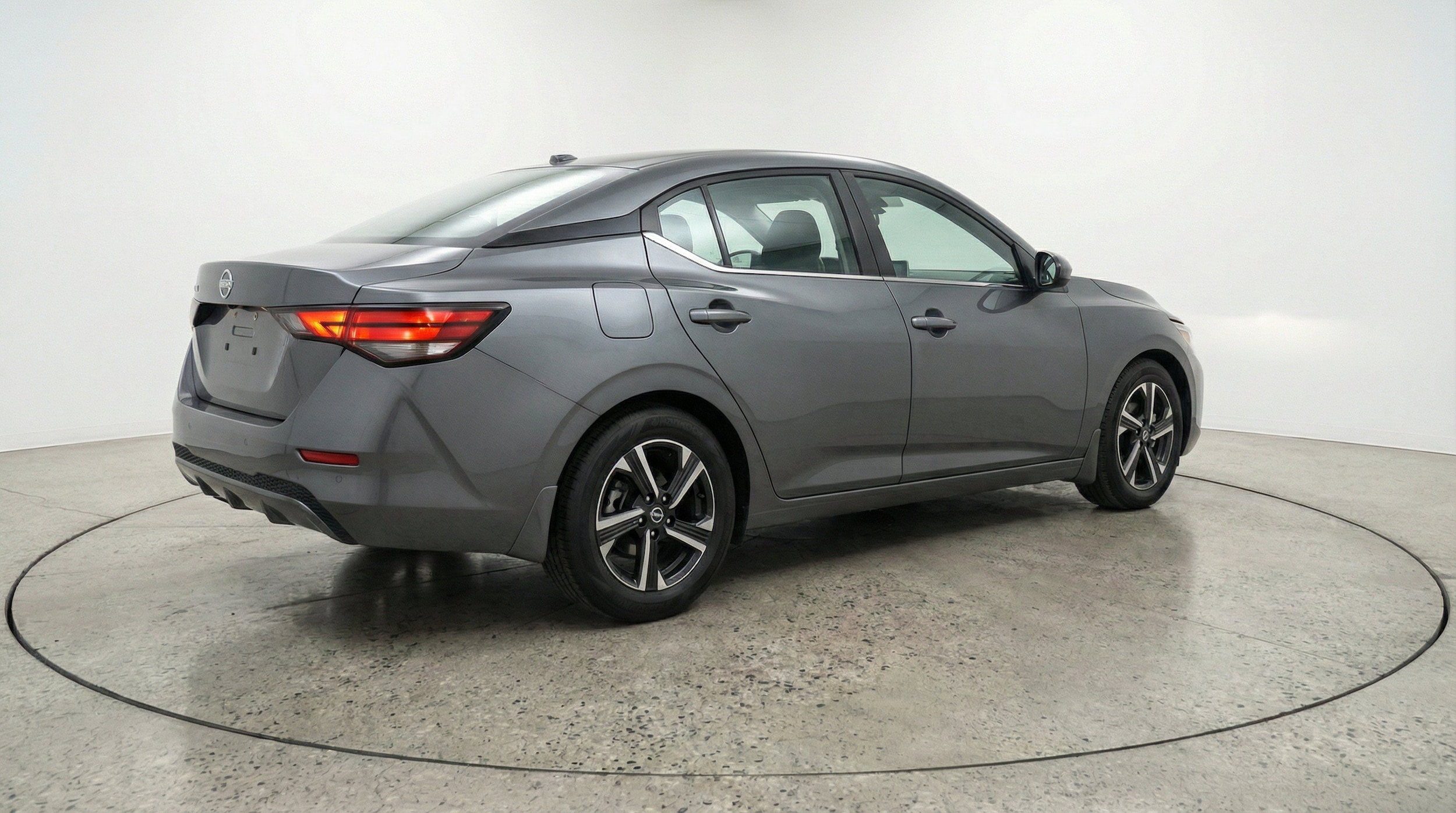 Thumbnail: 2025 Nissan Sentra - 9