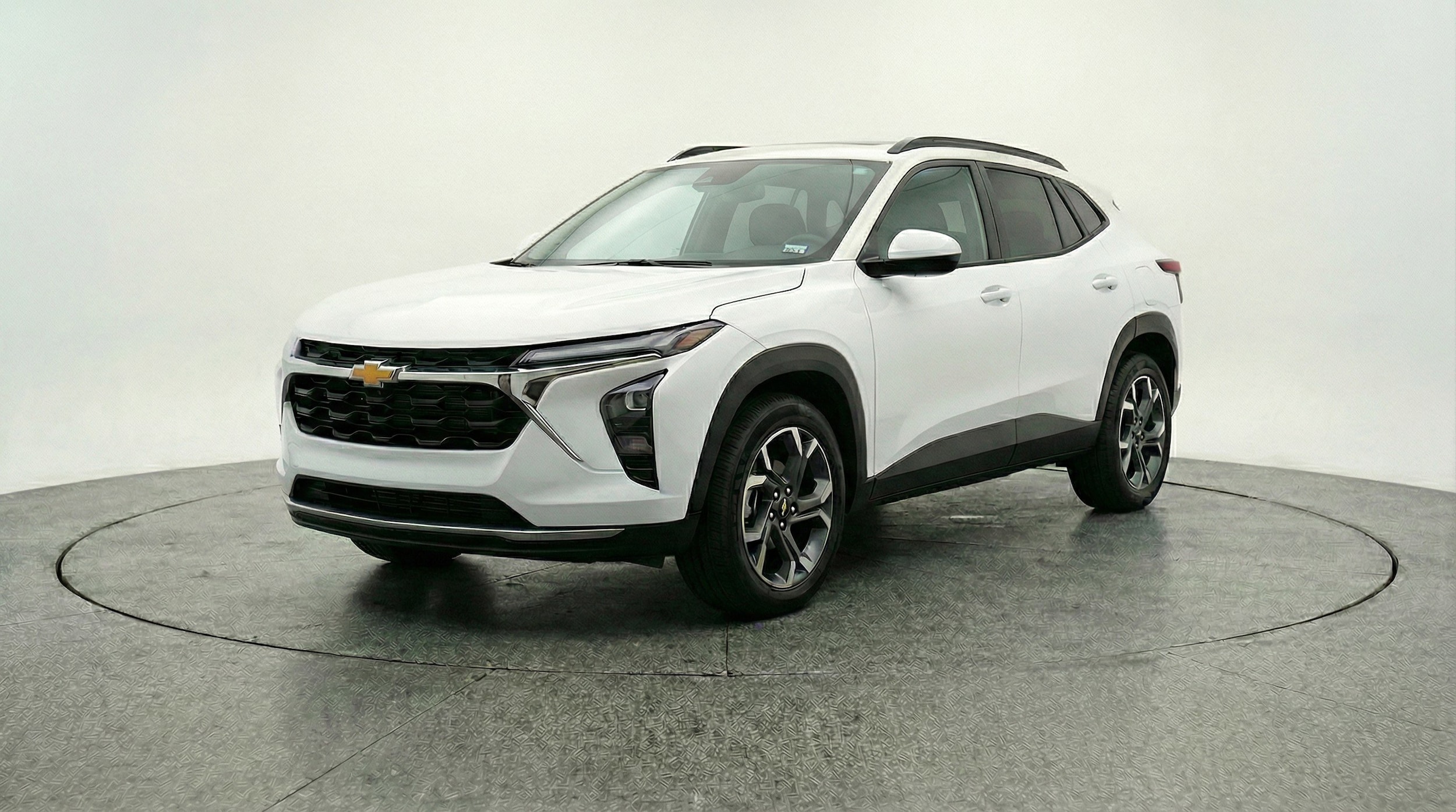 Thumbnail: 2025 Chevrolet Trax - 3