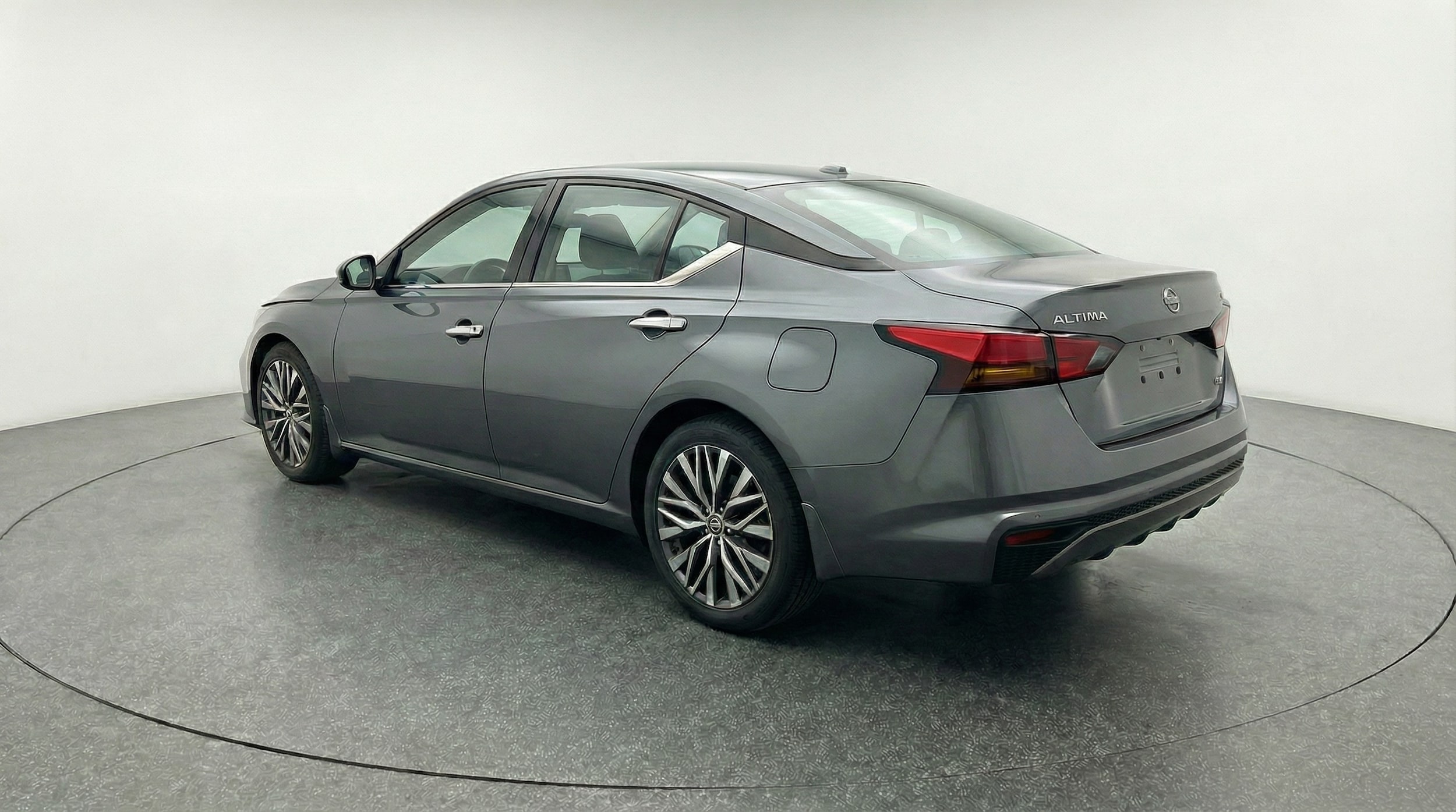 Thumbnail: 2025 Nissan Altima - 5