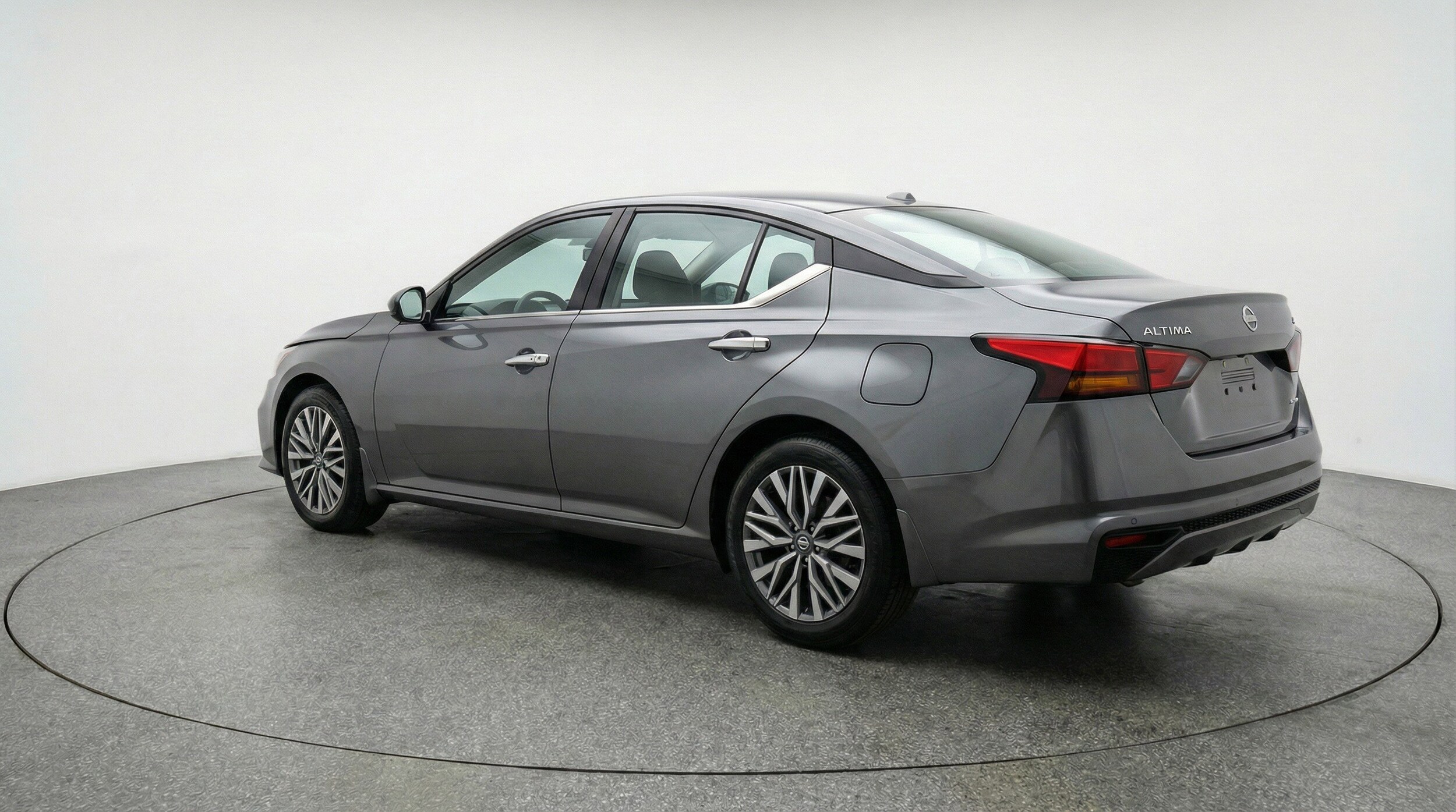 Thumbnail: 2025 Nissan Altima - 6