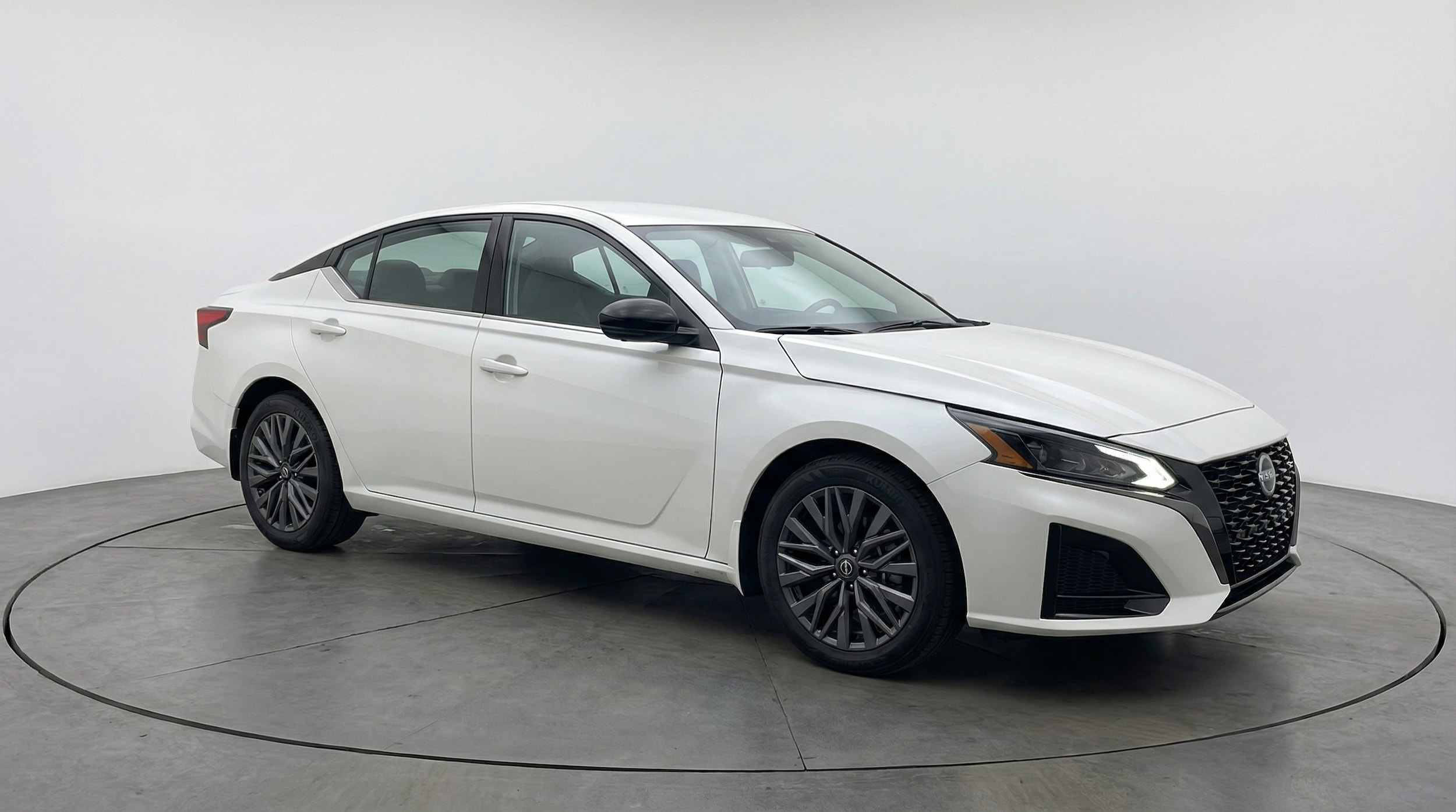 Thumbnail: 2025 Nissan Altima - 1