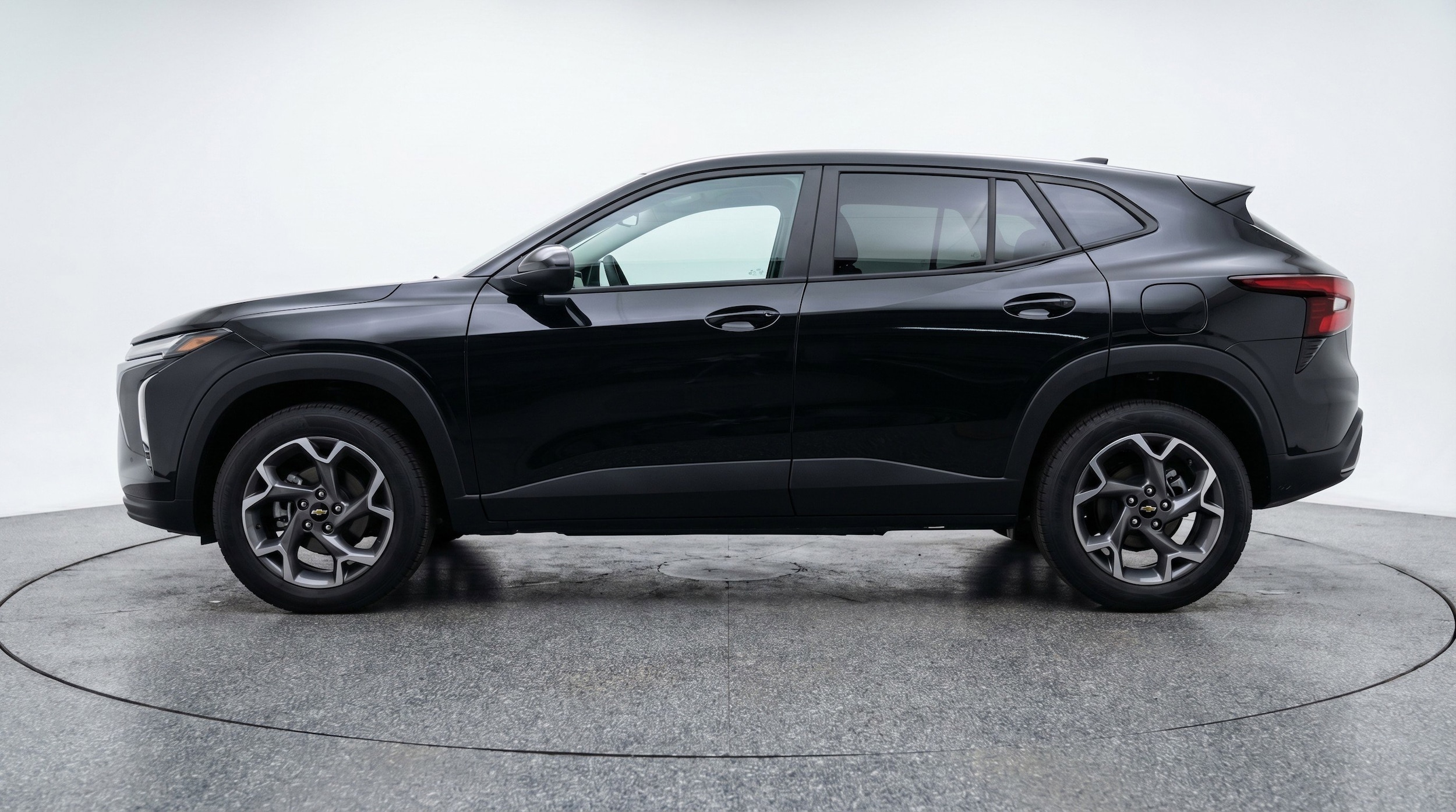 Thumbnail: 2025 Chevrolet Trax - 5