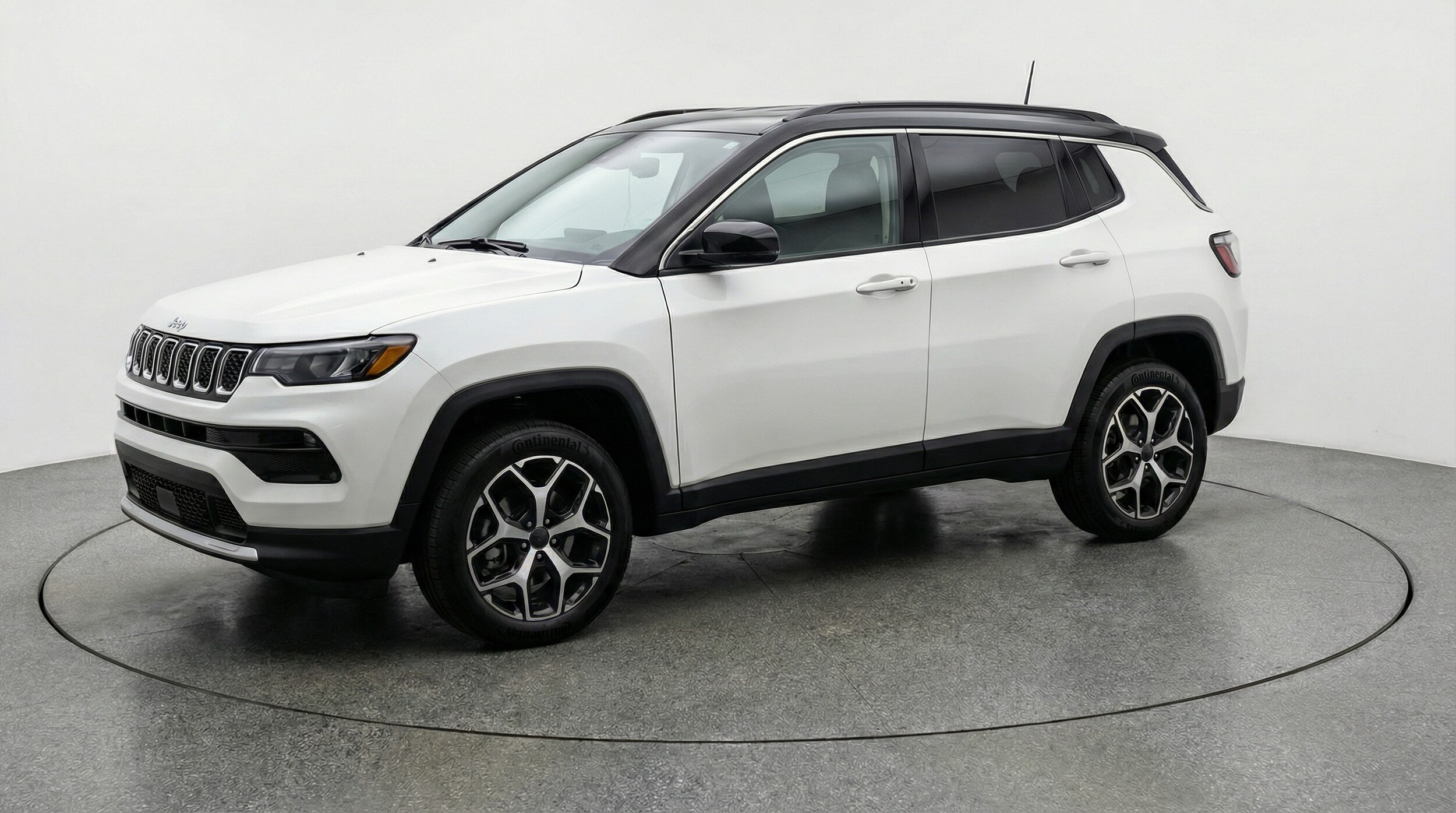 Thumbnail: 2025 Jeep Compass - 3