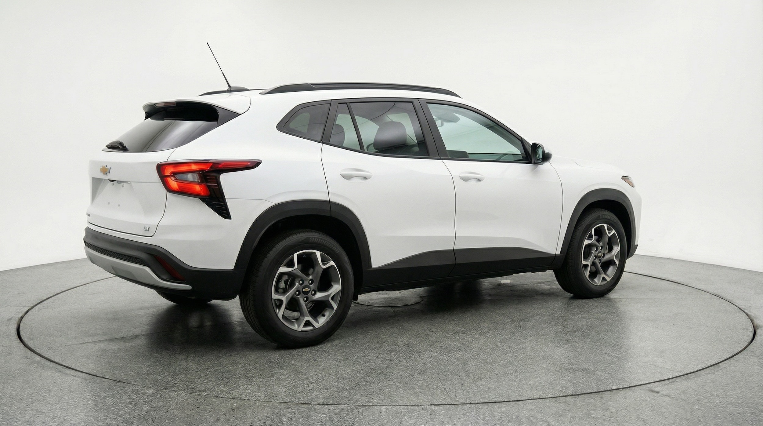 Thumbnail: 2025 Chevrolet Trax - 7