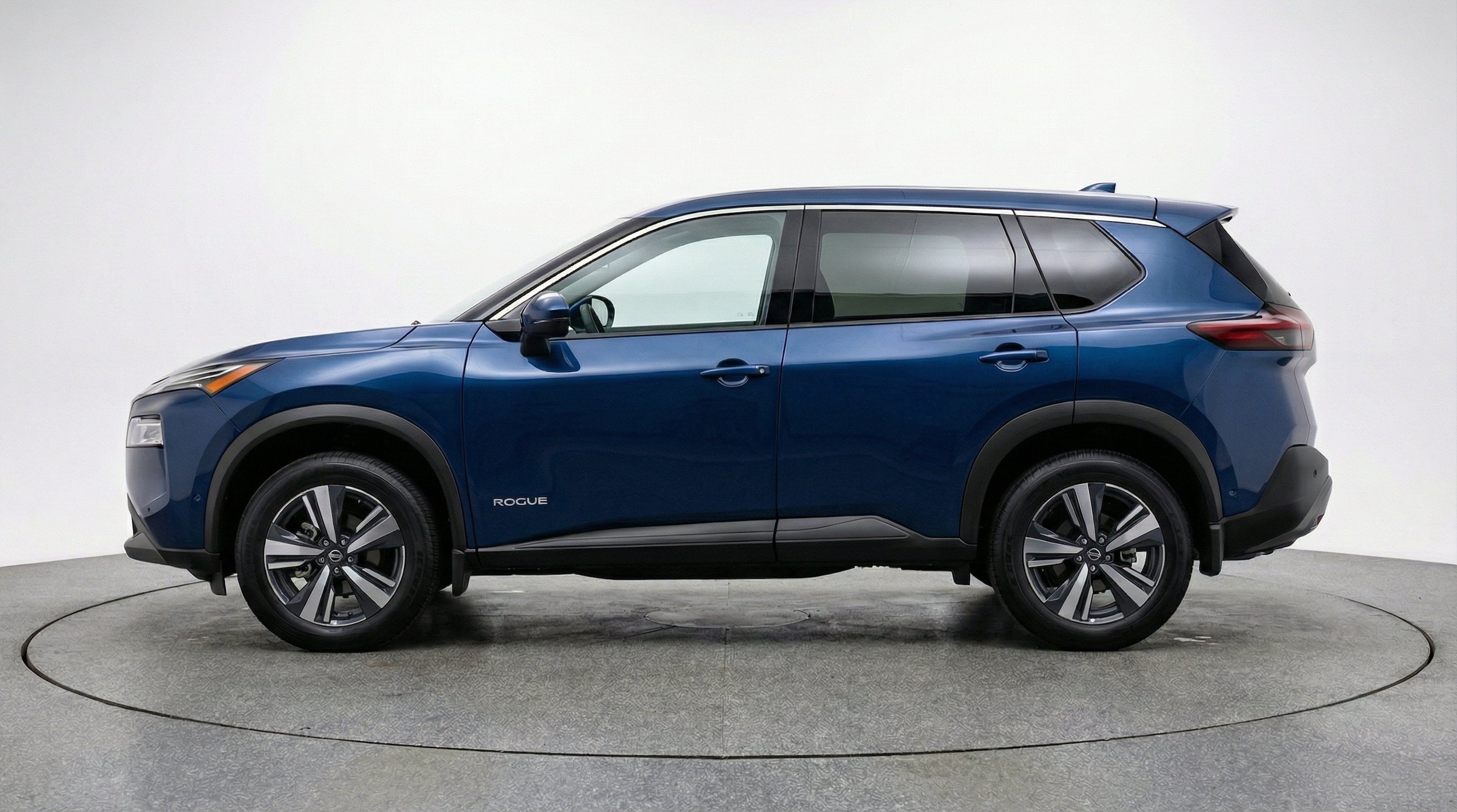 Thumbnail: 2026 Nissan Rogue - 5