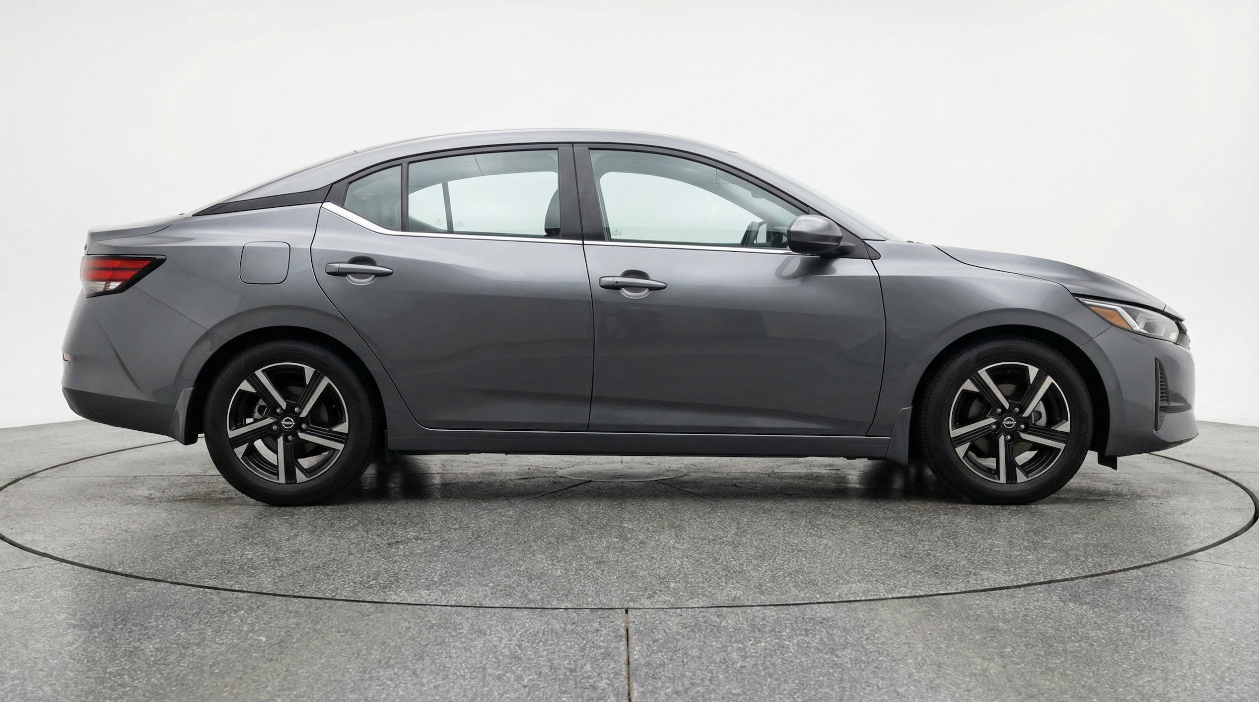 Thumbnail: 2025 Nissan Sentra - 11