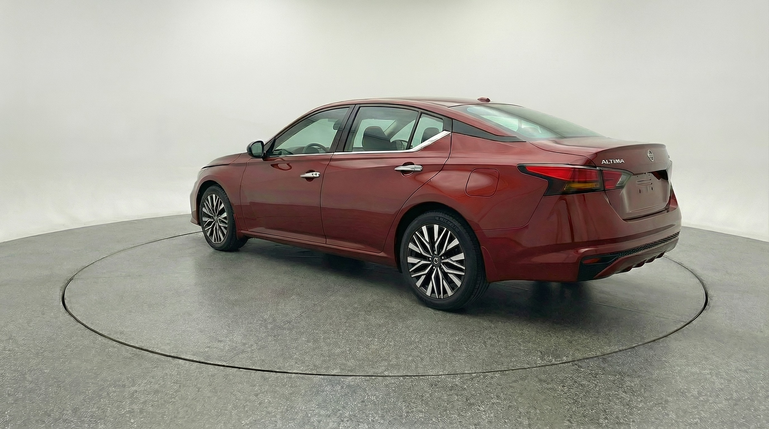 Thumbnail: 2025 Nissan Altima - 5