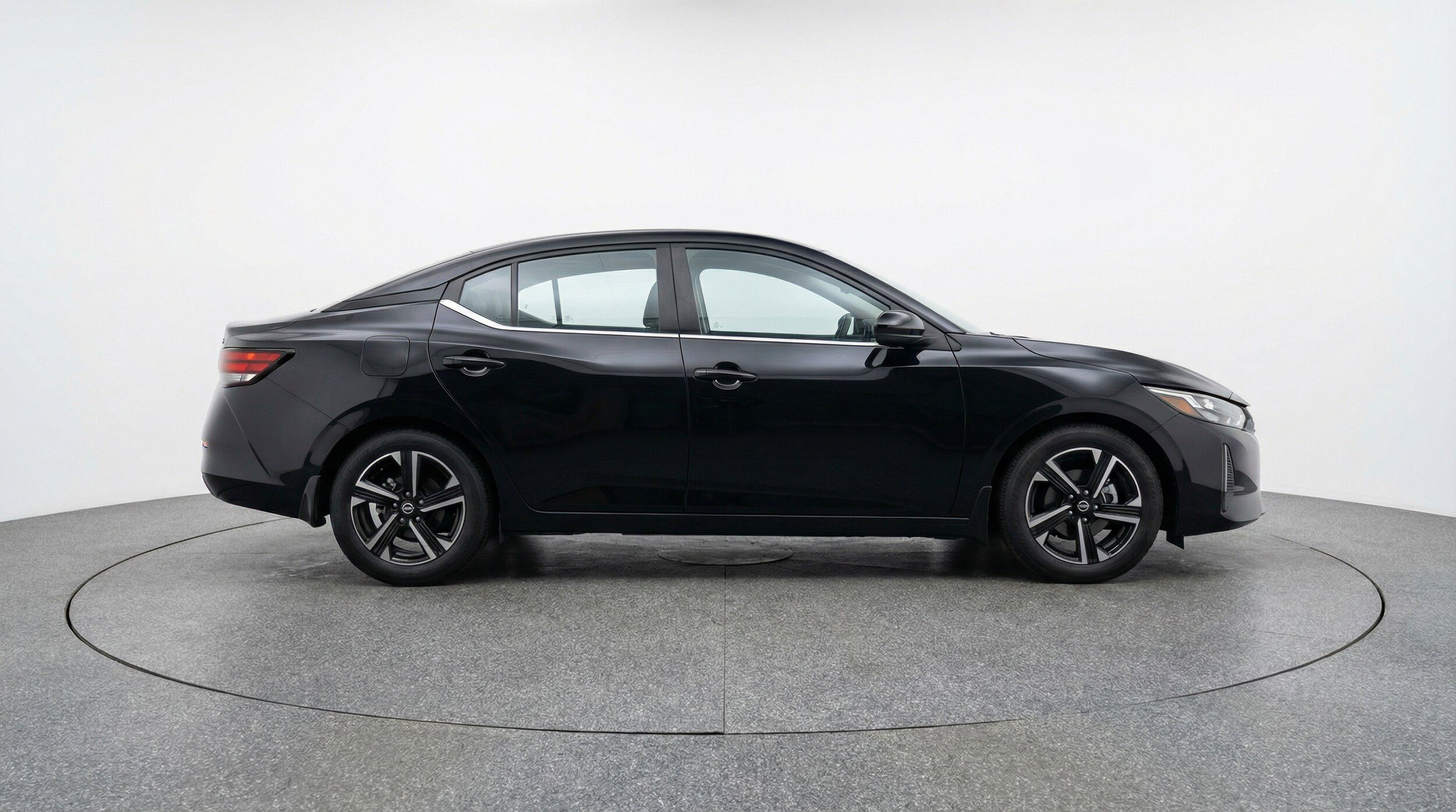 Thumbnail: 2025 Nissan Sentra - 11