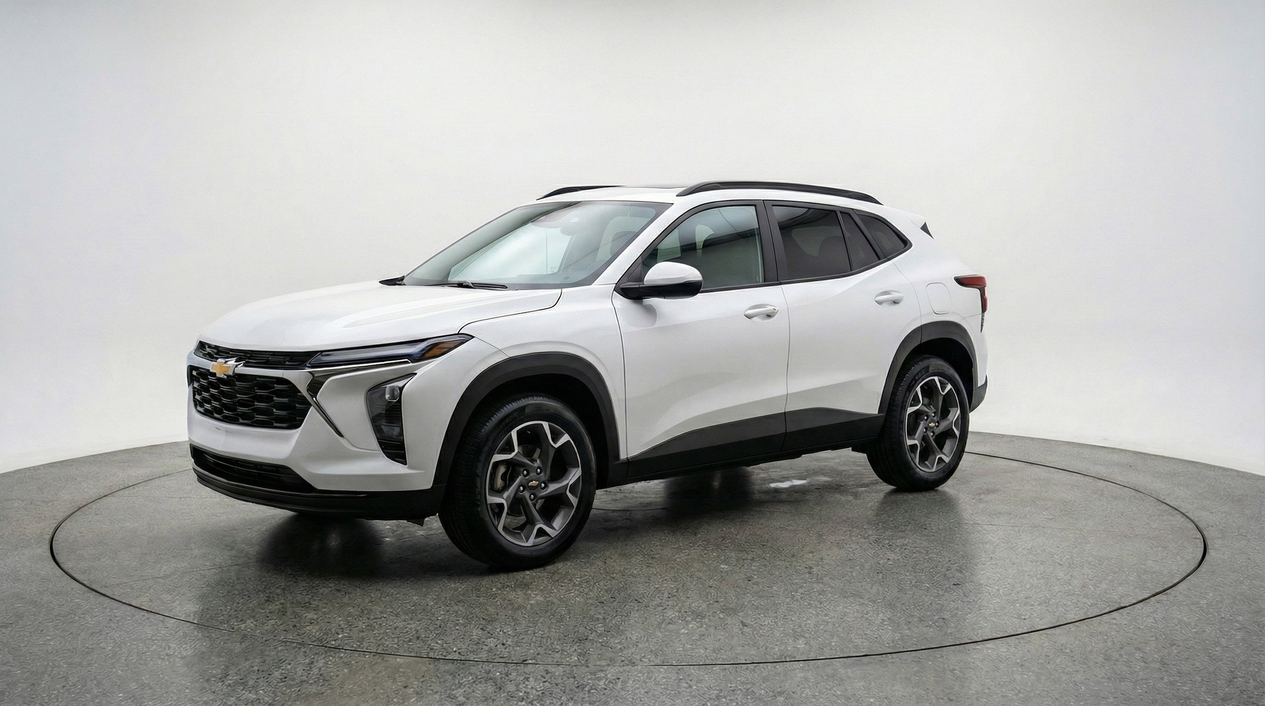 Thumbnail: 2025 Chevrolet Trax - 3