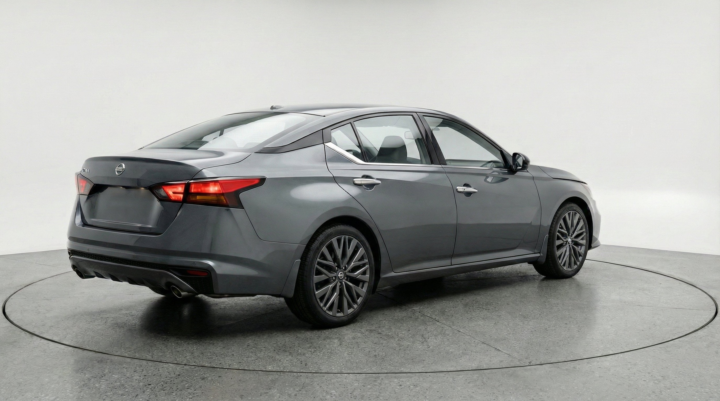 Thumbnail: 2025 Nissan Altima - 9