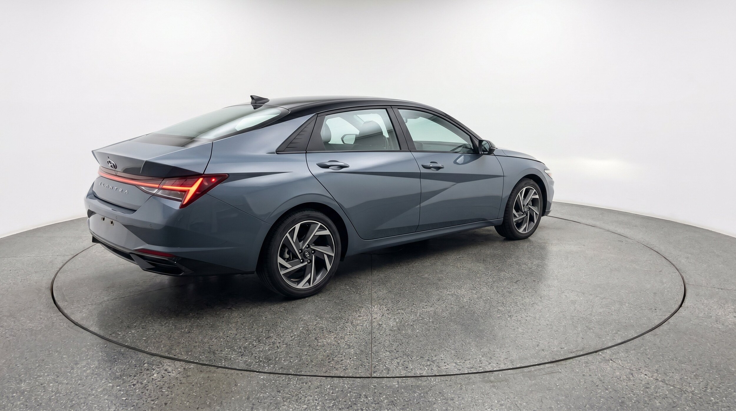Thumbnail: 2025 Hyundai Elantra - 9