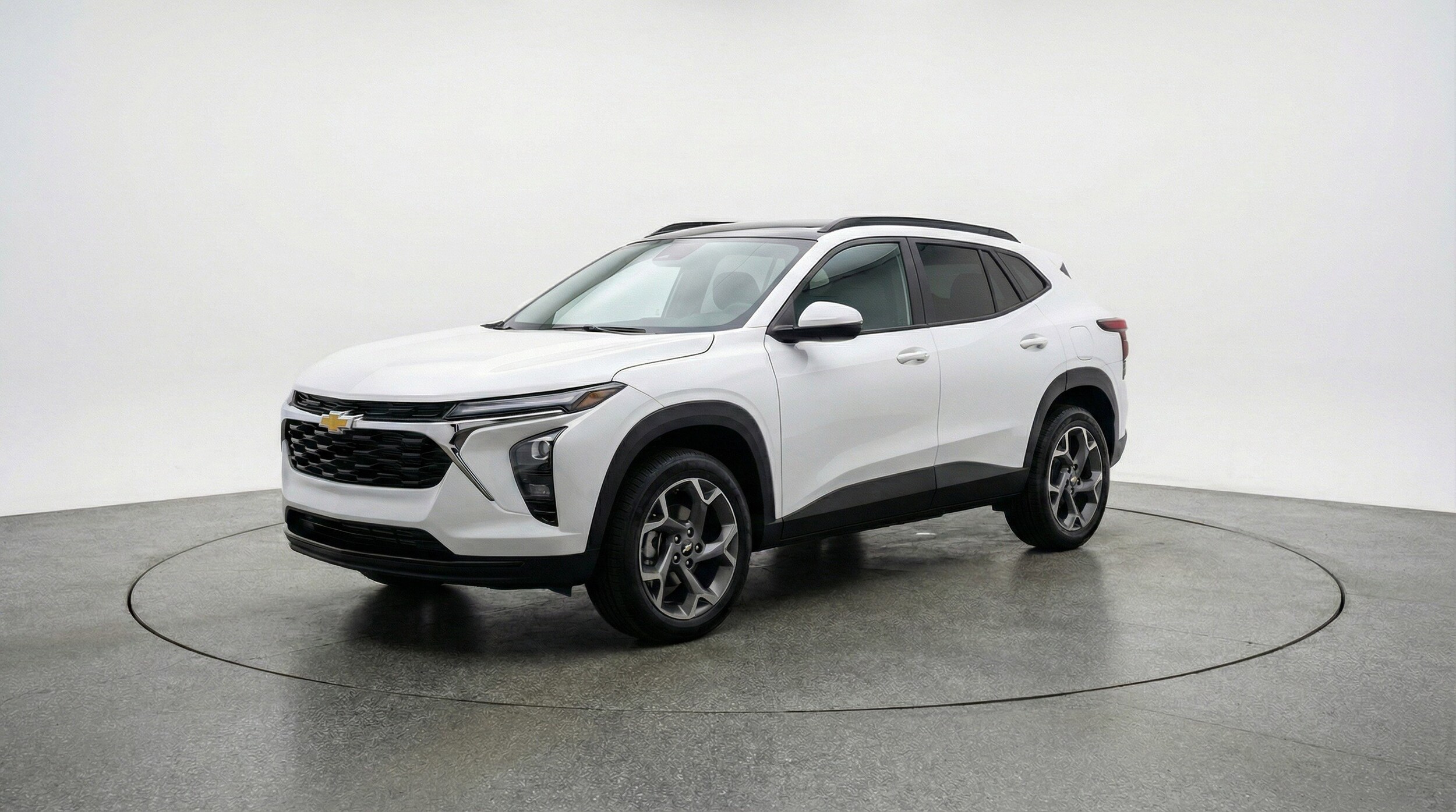 Thumbnail: 2025 Chevrolet Trax - 3