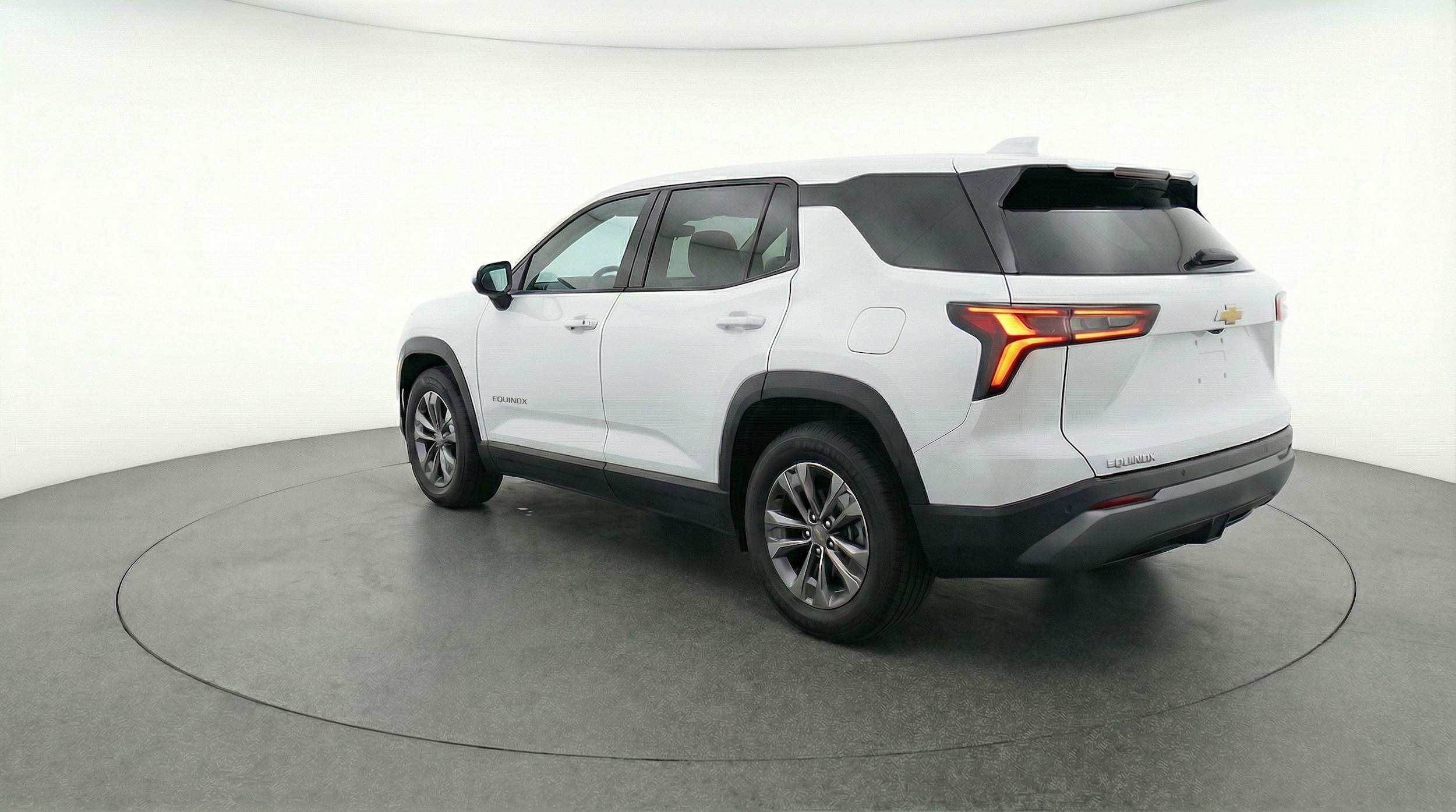 Thumbnail: 2025 Chevrolet Equinox - 5