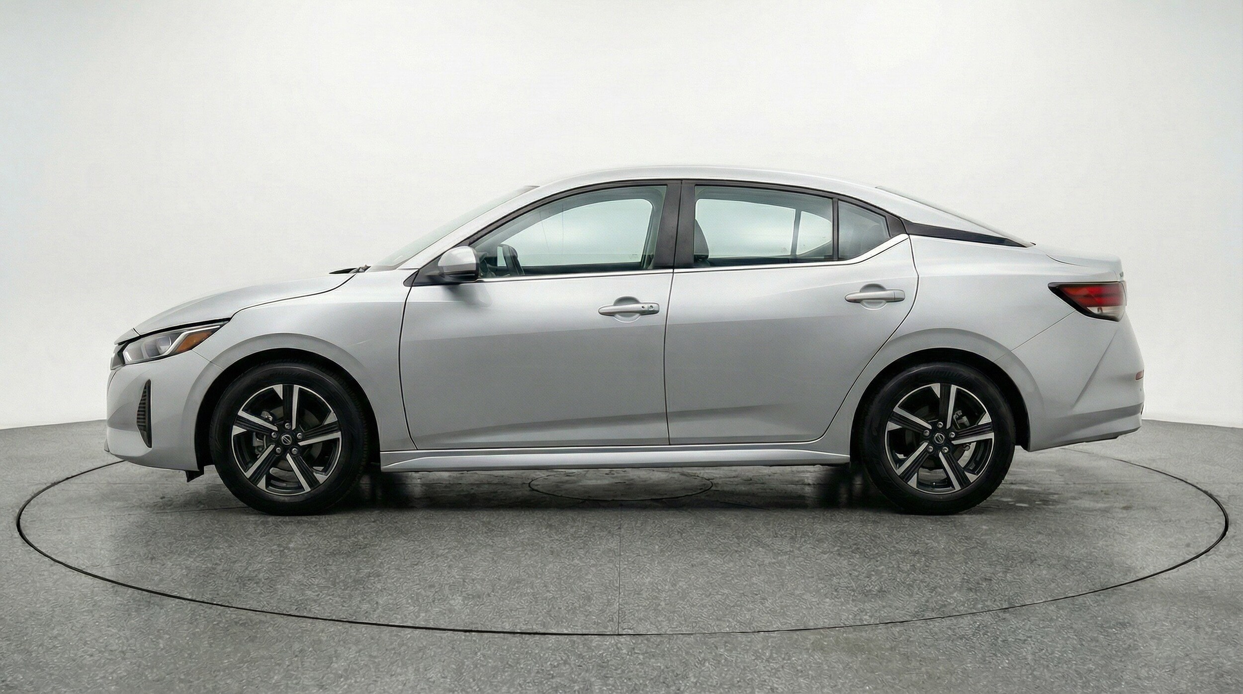 Thumbnail: 2025 Nissan Sentra - 5