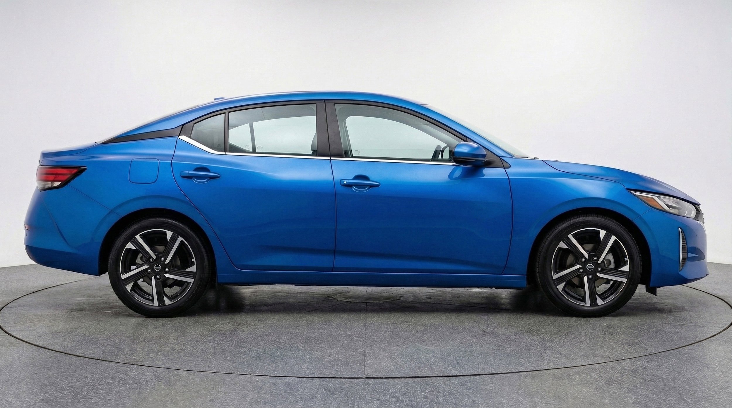 Thumbnail: 2025 Nissan Sentra - 8