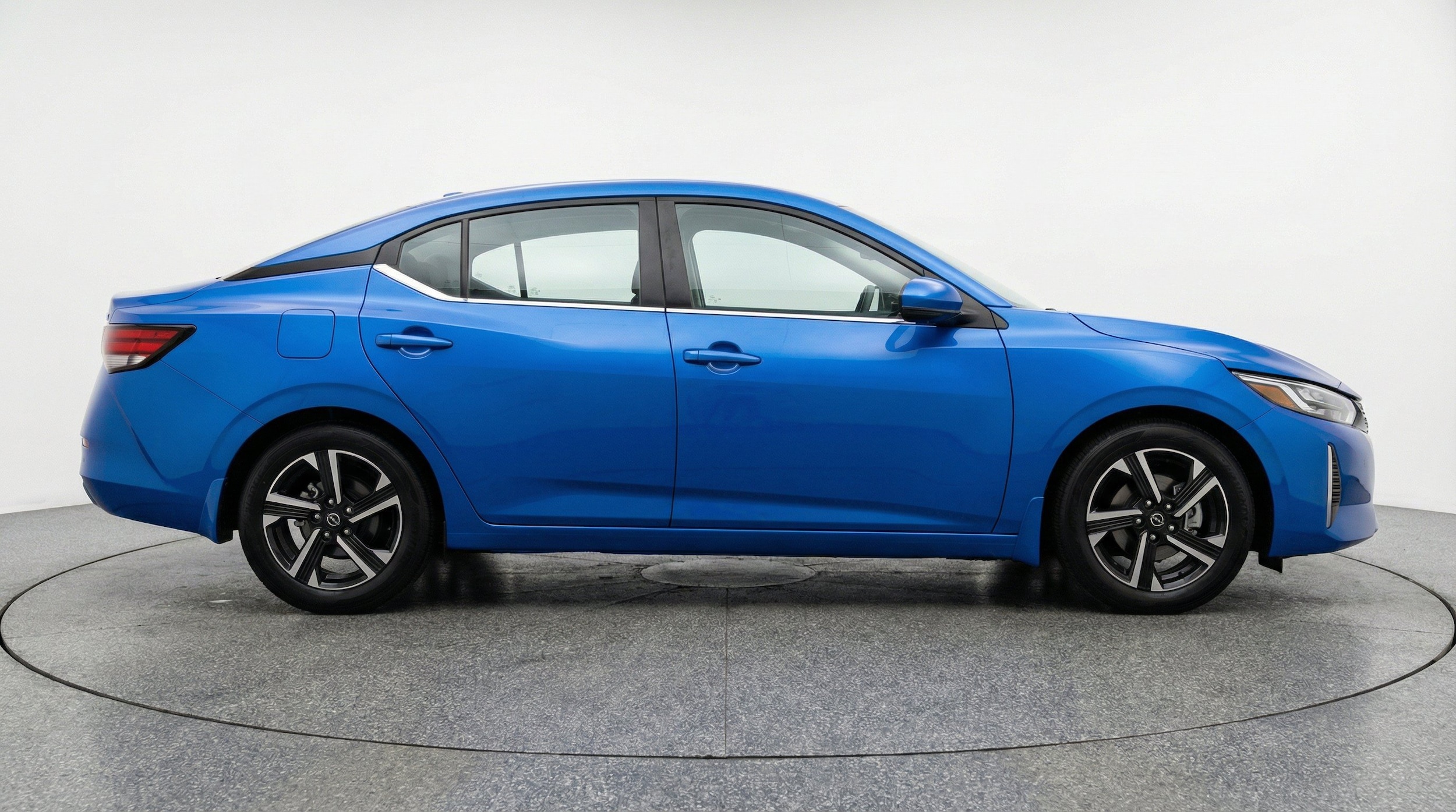 Thumbnail: 2025 Nissan Sentra - 11