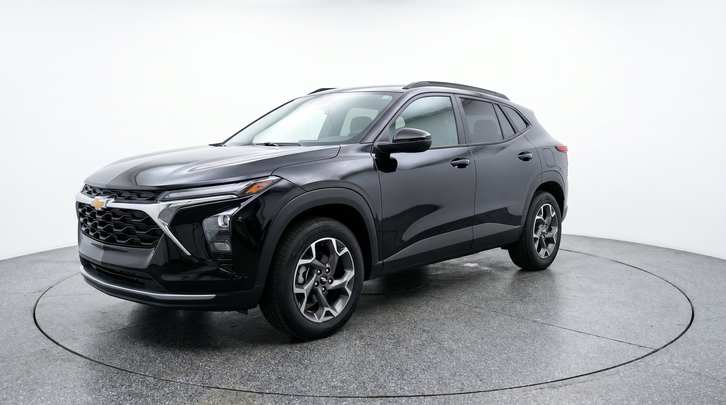 Thumbnail: 2025 Chevrolet Trax - 3