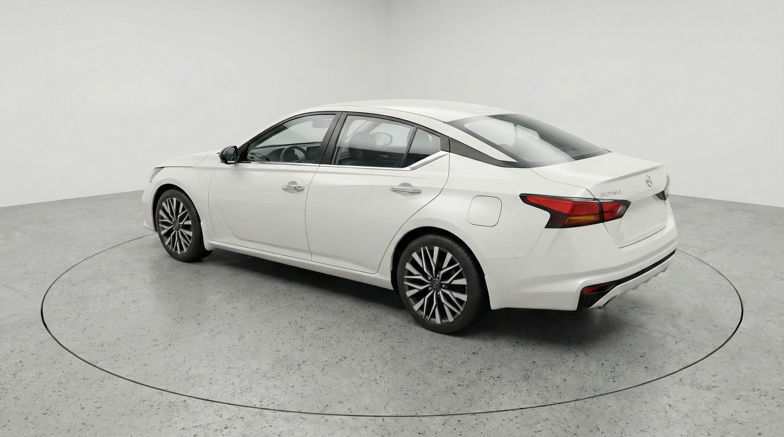 Thumbnail: 2025 Nissan Altima - 5