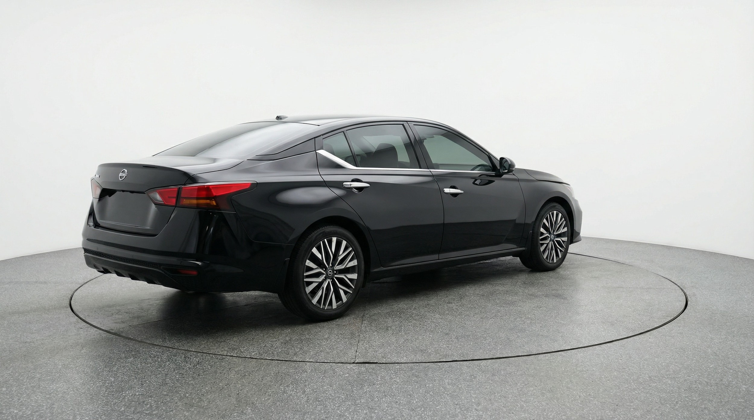 Thumbnail: 2025 Nissan Altima - 7