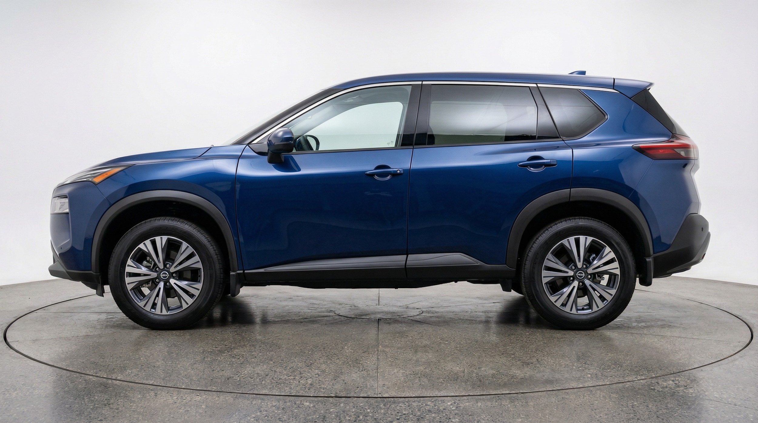 Thumbnail: 2025 Nissan Rogue - 4