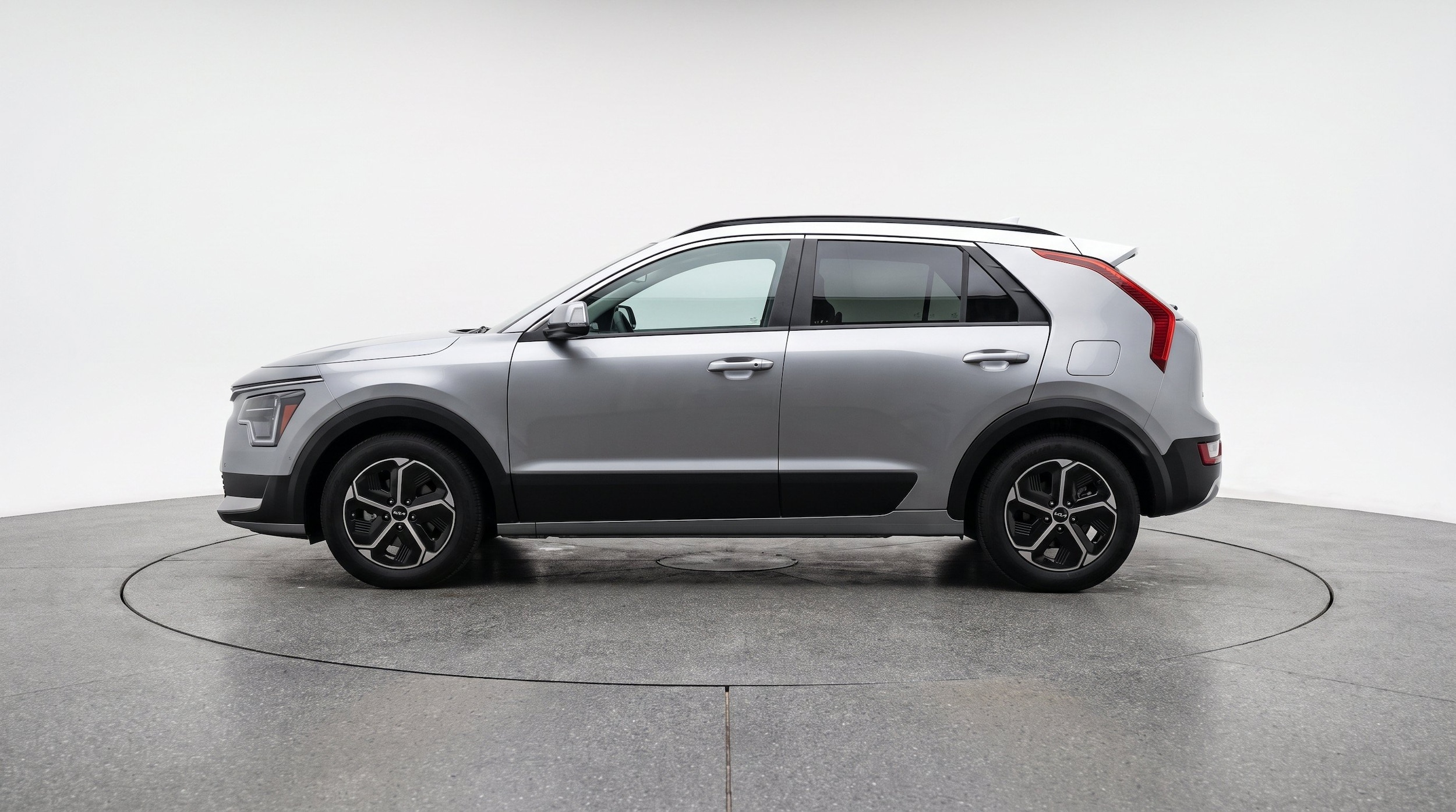 Thumbnail: 2026 Kia Niro - 5