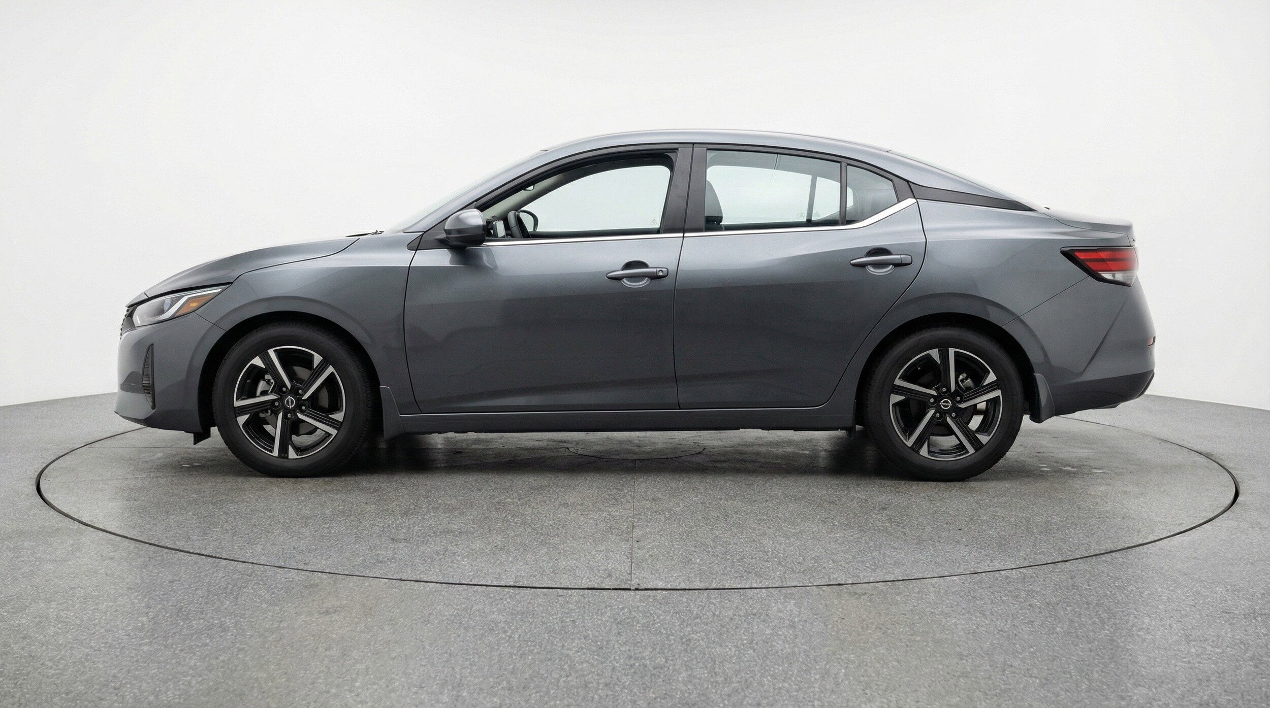 Thumbnail: 2025 Nissan Sentra - 5