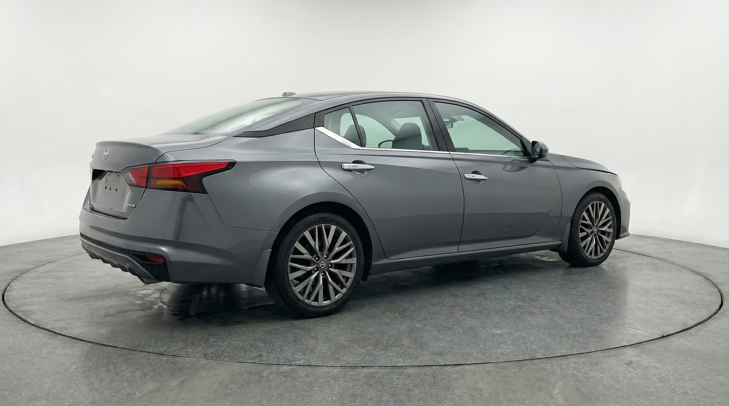 Thumbnail: 2025 Nissan Altima - 7