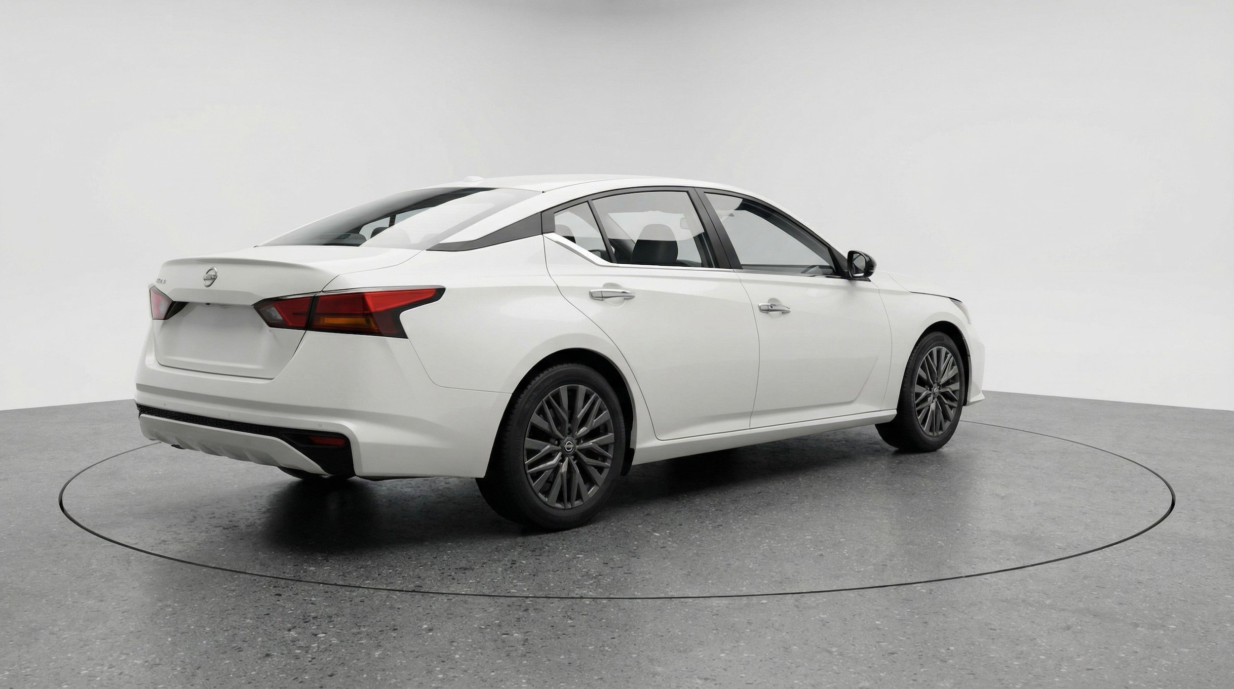 Thumbnail: 2025 Nissan Altima - 9