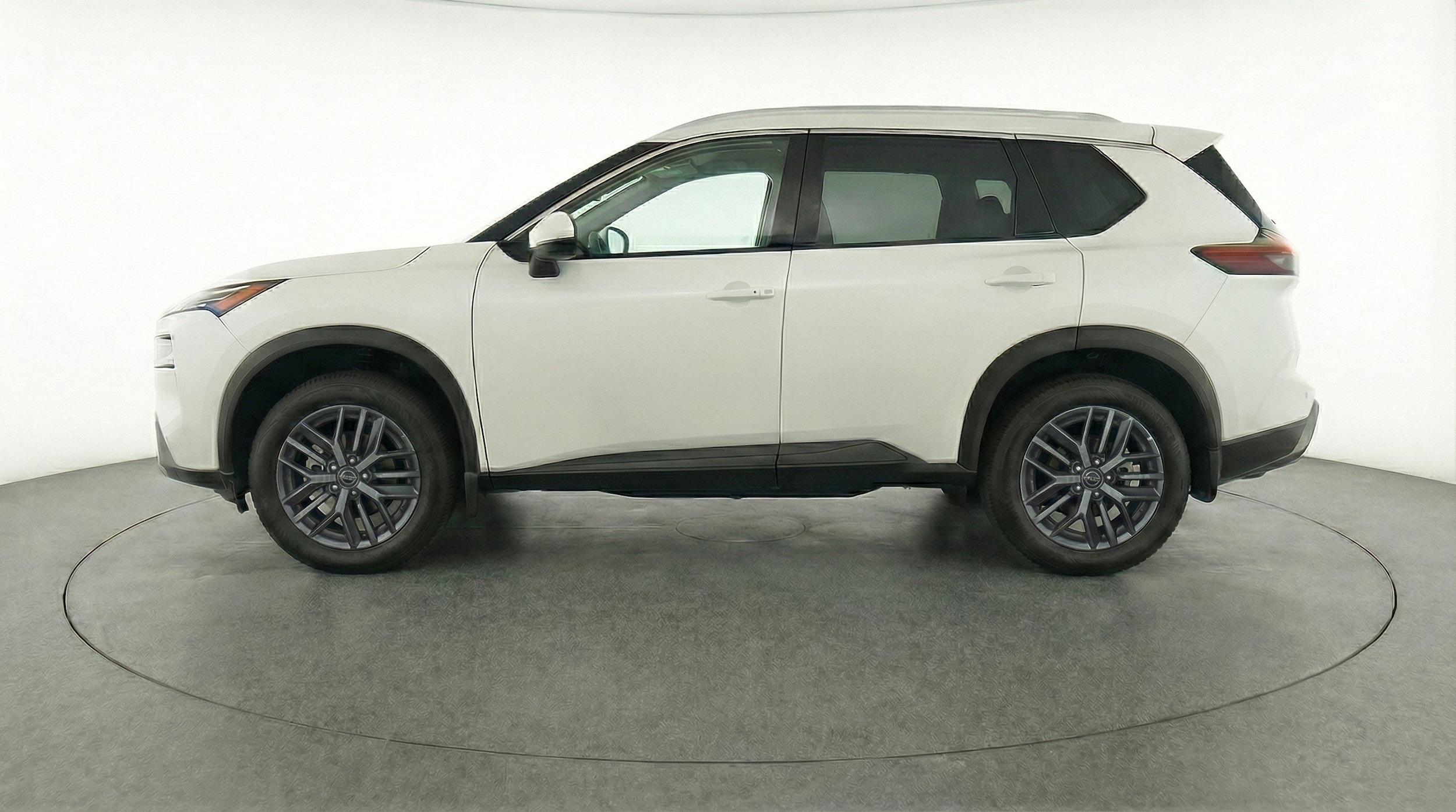 Thumbnail: 2026 Nissan Rogue - 5