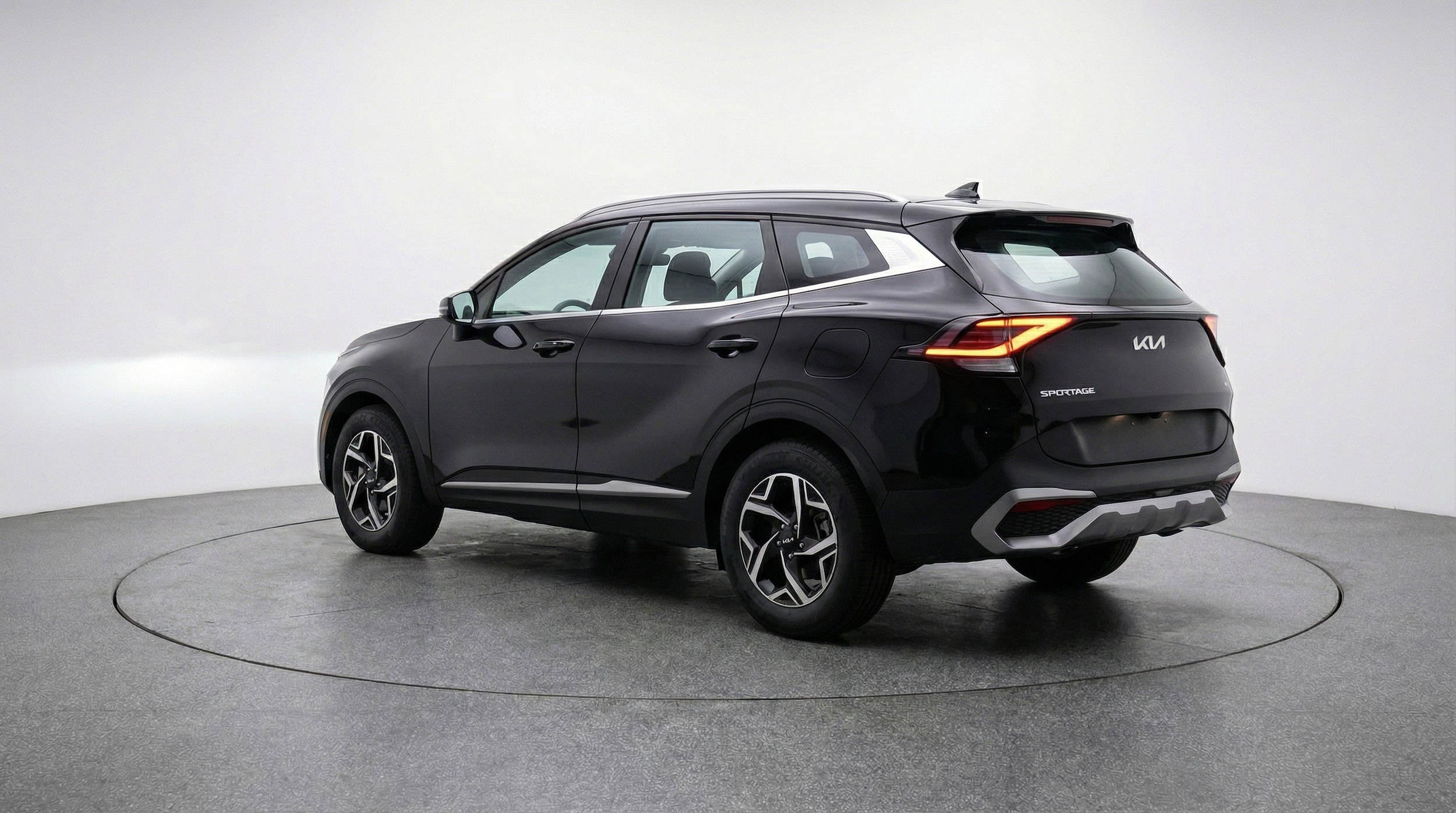 Thumbnail: 2025 Kia Sportage - 6