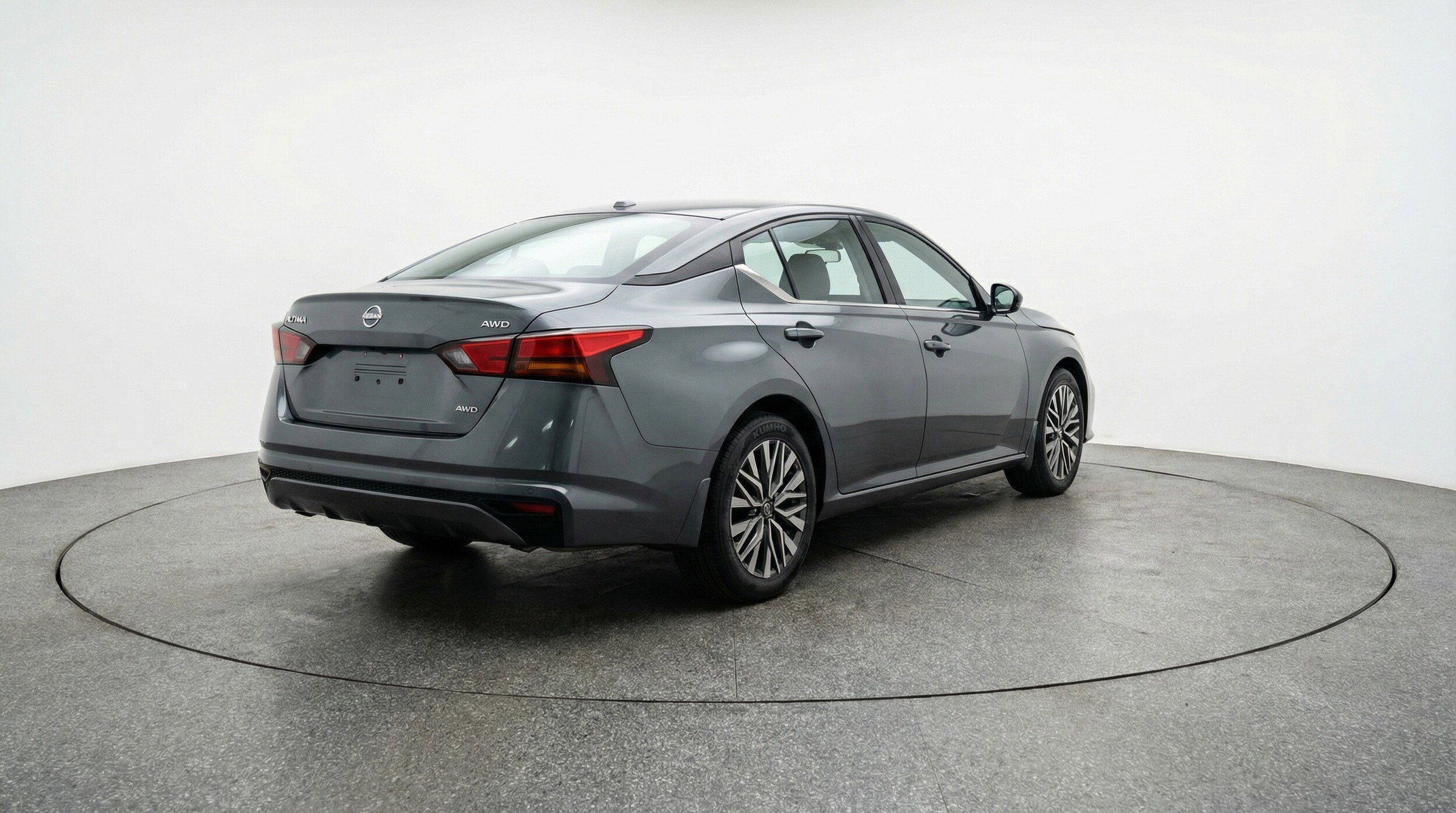 Thumbnail: 2025 Nissan Altima - 9